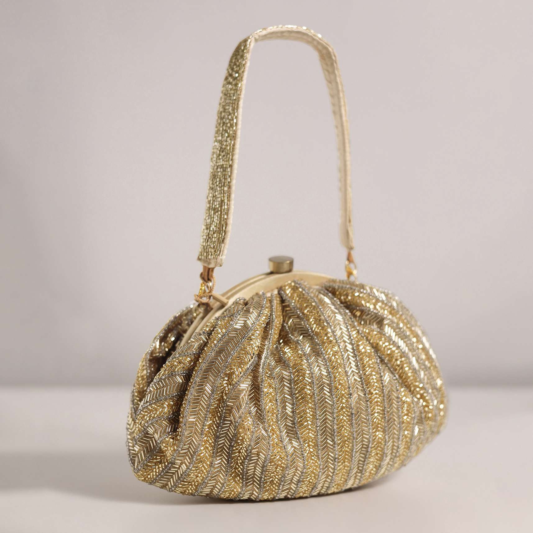 double_toned_sequins_embroiderd_festive-sg152634_3_1c00b46a-8deb-4486-823b-4141be42c4e5.jpg