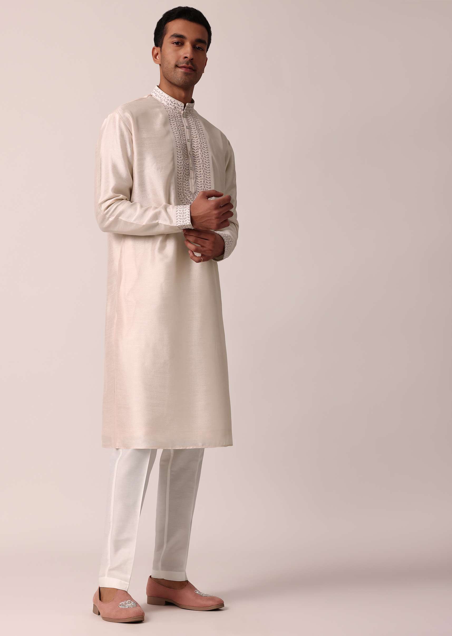 elegant_peach_silk_kurta_set_with_exquisite_cut_work-sg217536_7_8422383a-b53e-41c8-b30d-6c74516f76ad.jpg