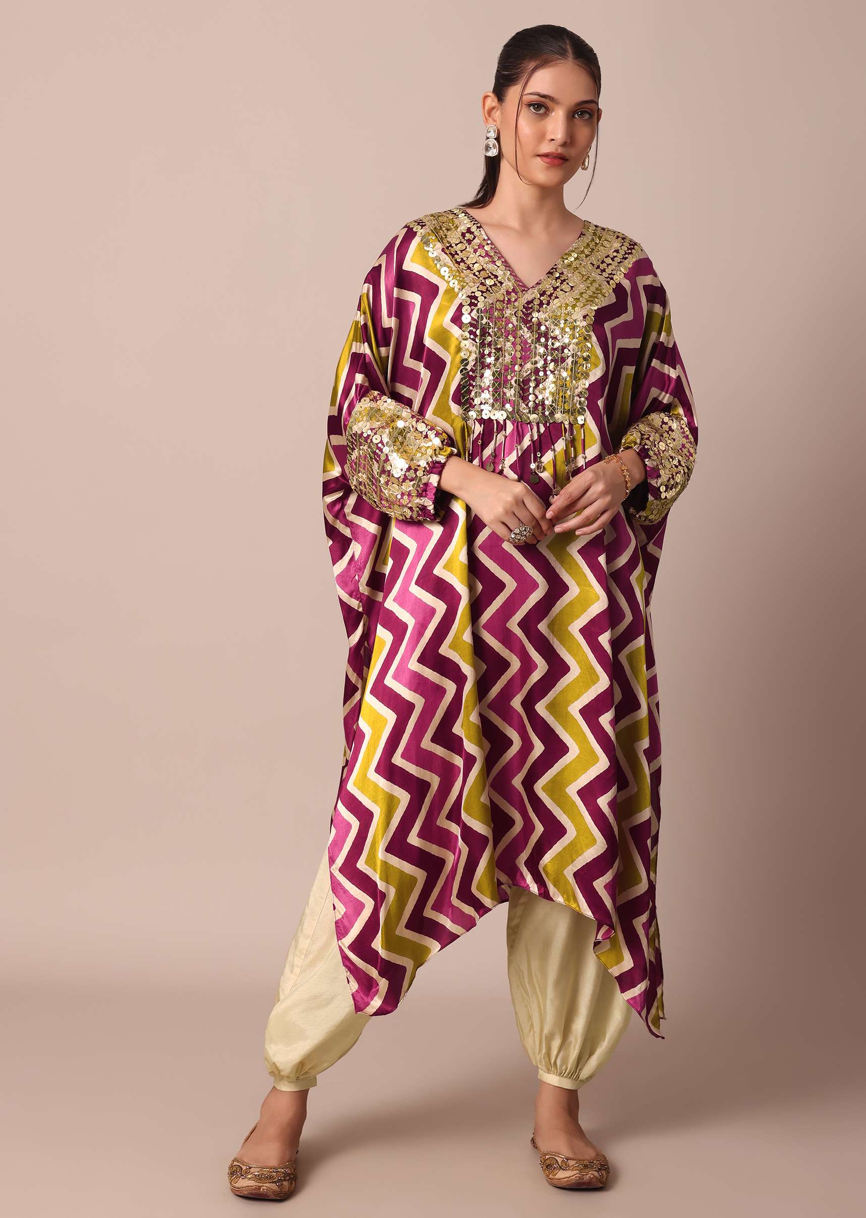 elegant_printed_sequins_kaftaan_set-sg201063_6_e40d09fb-4967-460e-b3c9-0b66ed2c8758.jpg