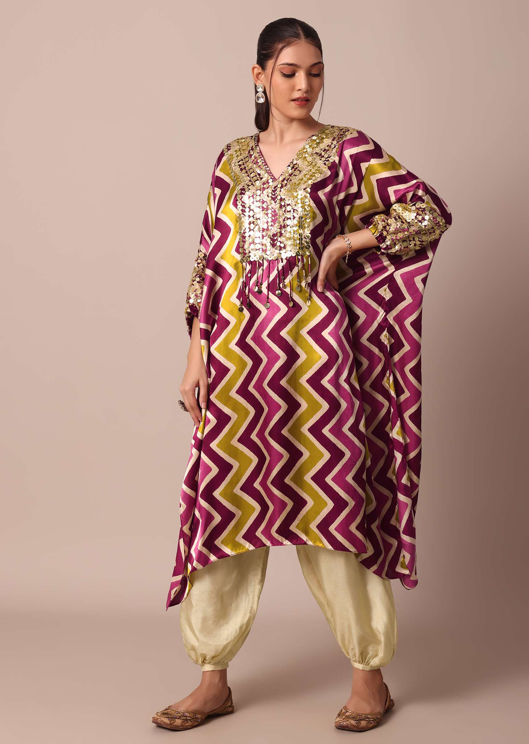 elegant_printed_sequins_kaftaan_set-sg201063_7_40c61a94-ea70-463a-a83d-795d5f8e4be3.jpg
