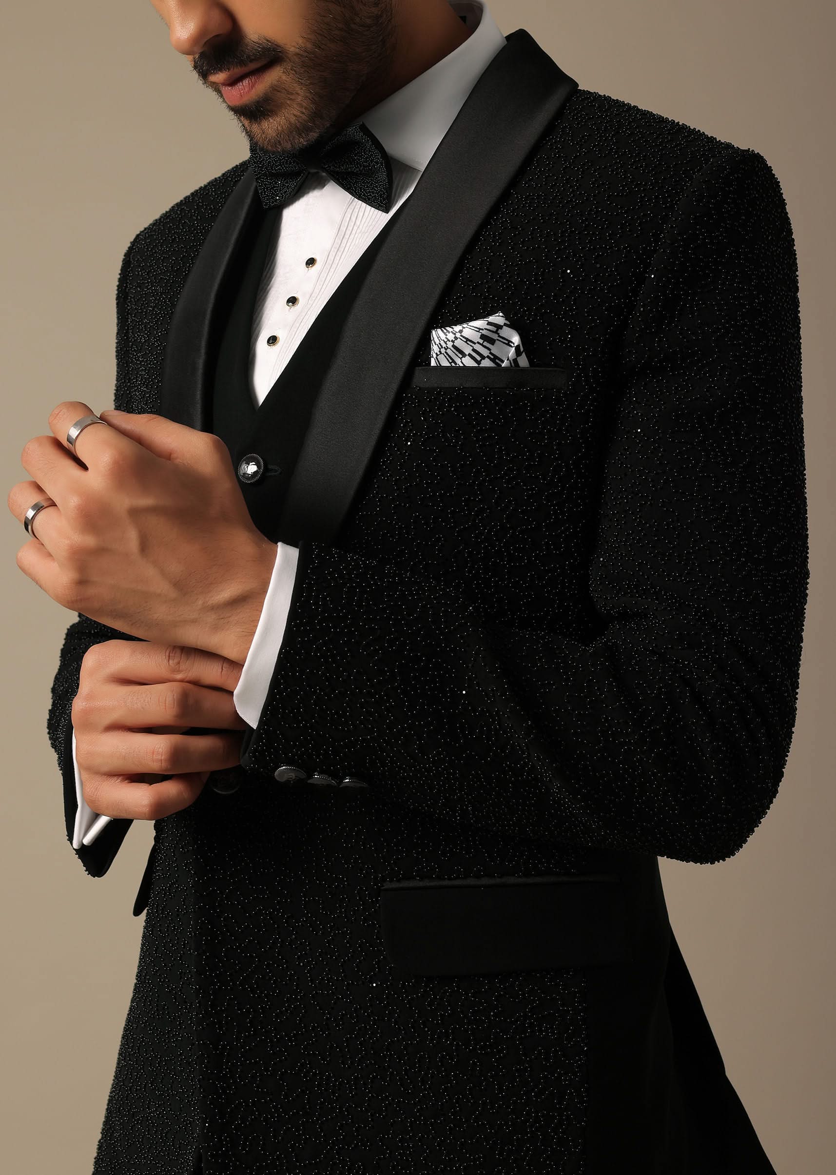 elegant_tuxedo_for_grooms-sg200958_1_6a77eb9b-9f98-473c-80ab-6a1fef21a6c2.jpg