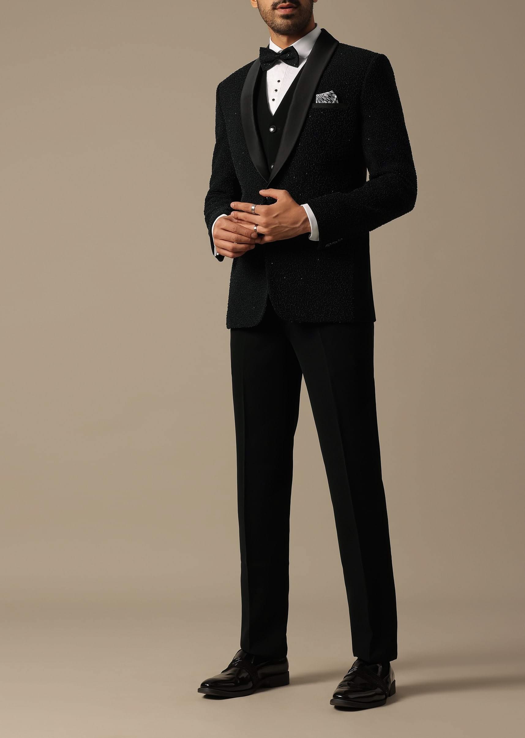elegant_tuxedo_for_grooms-sg200958_2_45c1e2b7-392a-41eb-ab56-e9e7a4ac903c.jpg