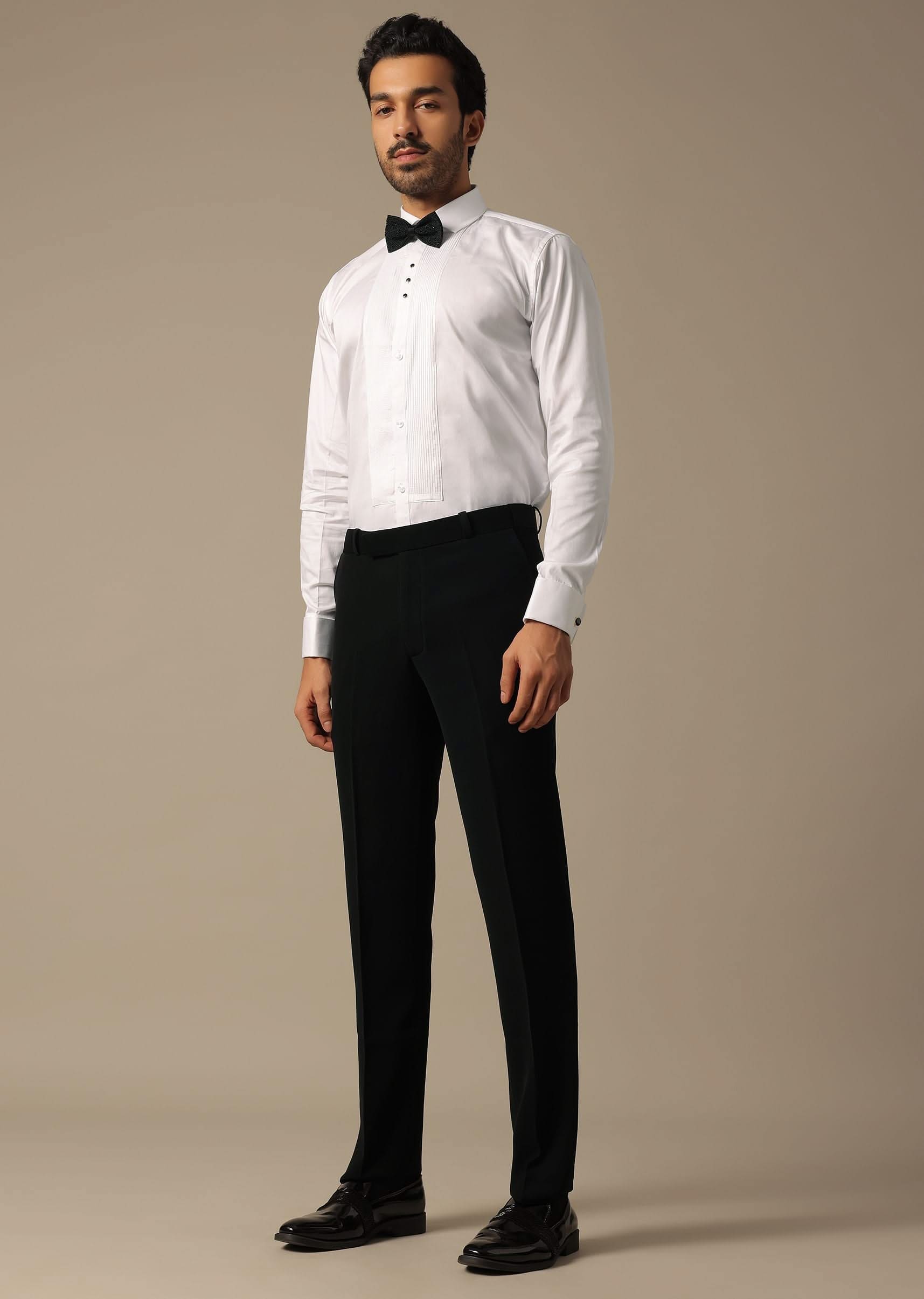 elegant_tuxedo_for_grooms-sg200958_8_de970e4d-bc6d-4e0c-9dc0-5e10507c5377.jpg