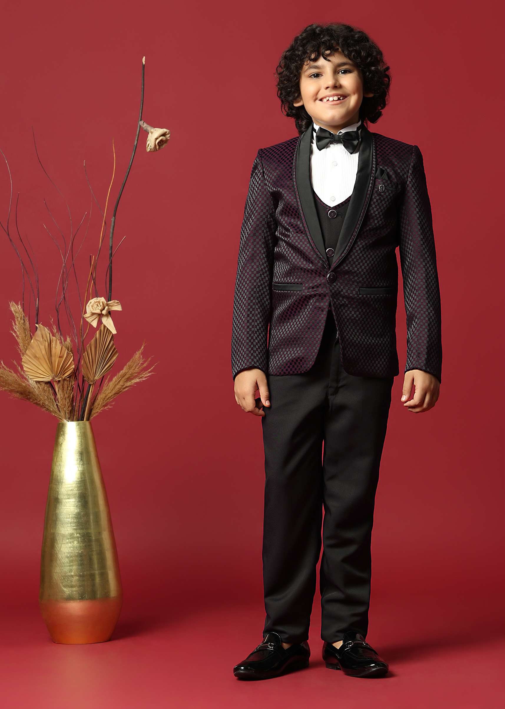 embroidered_festive_tuxedo_for_boys-sg201874_5_34486094-3bcc-49bf-8bfe-c8603b3b1bc9.jpg