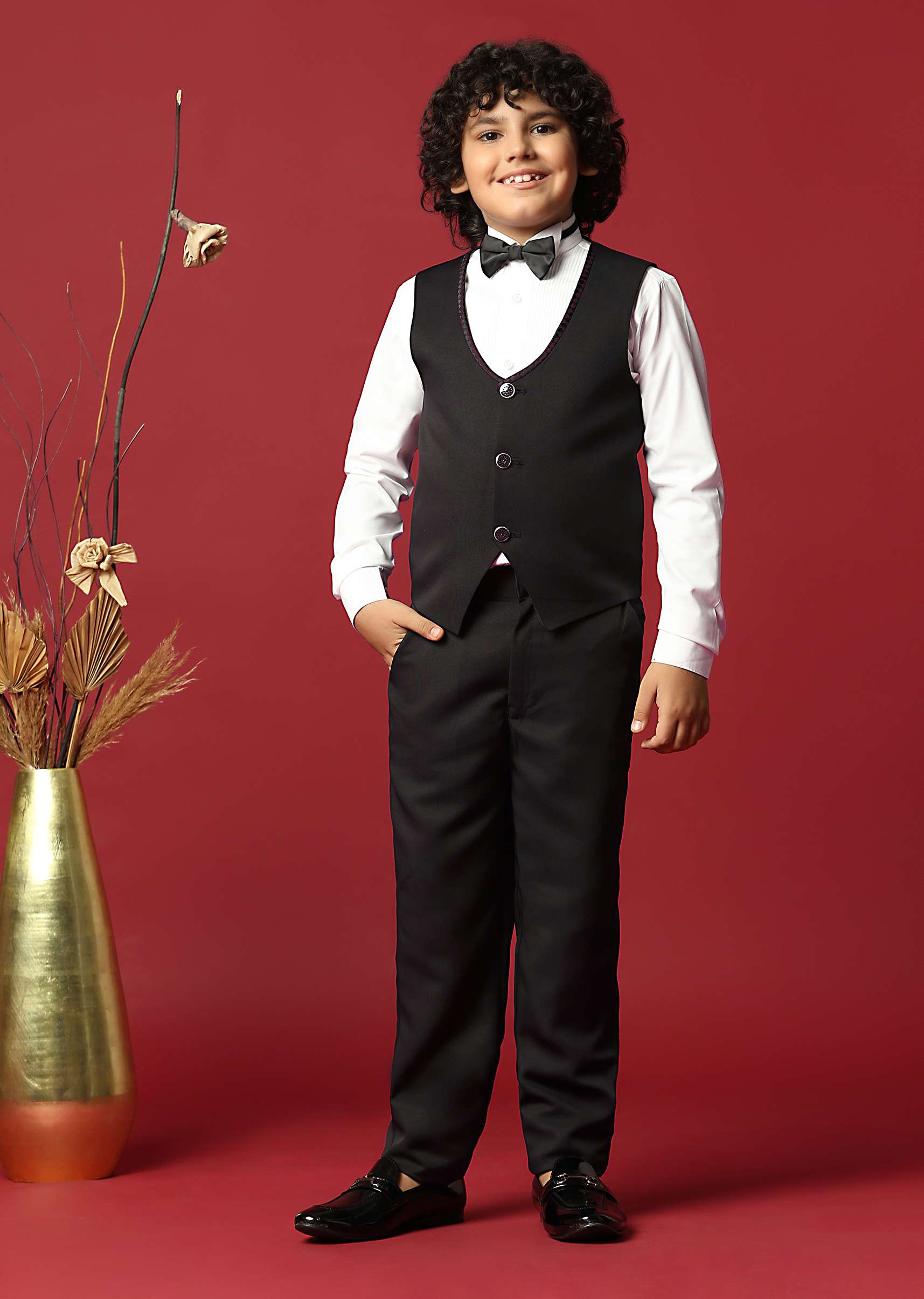 embroidered_festive_tuxedo_for_boys-sg201874_8_eb0f914d-e732-4ff2-9e39-c65679b62627.jpg