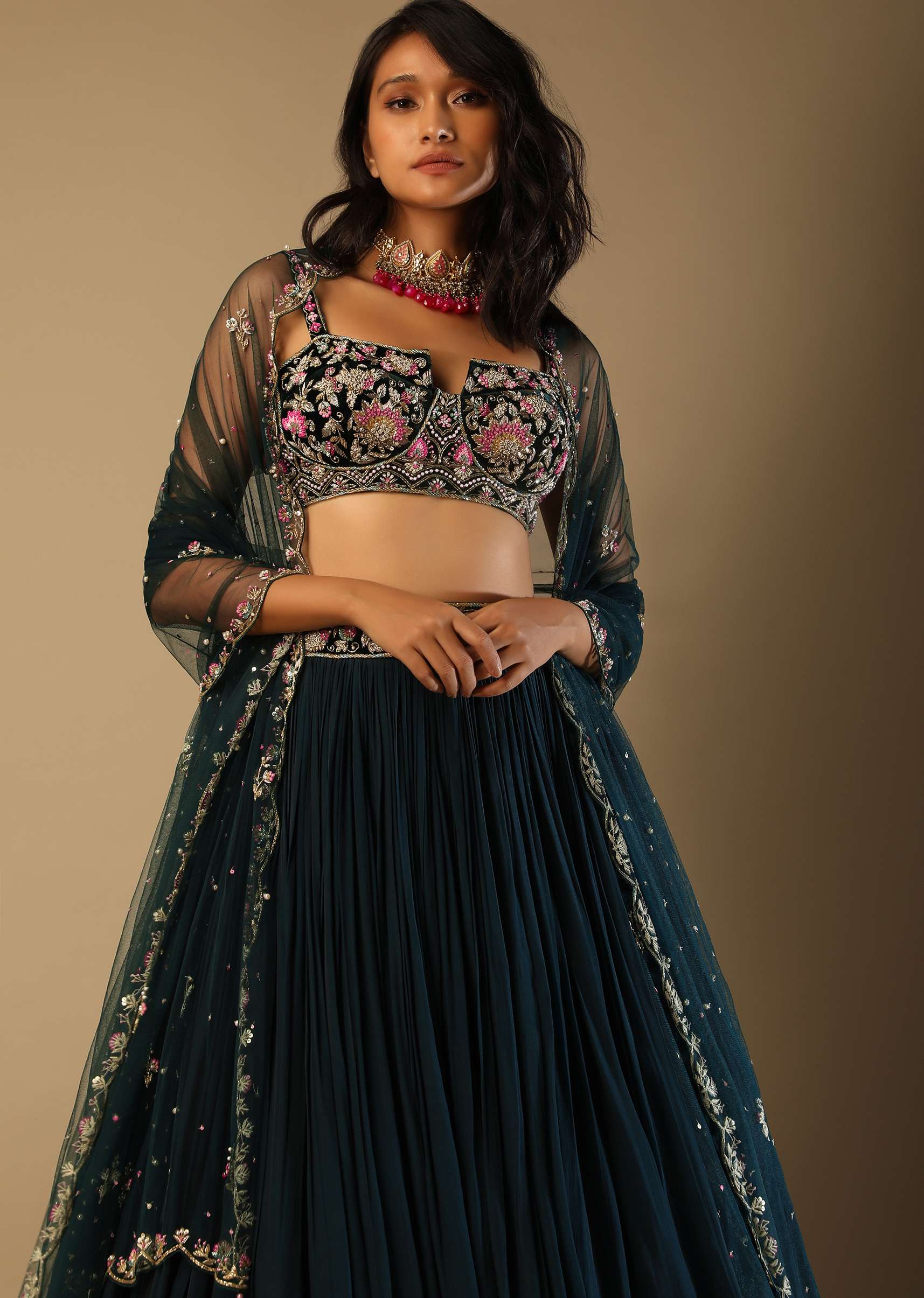 emerald_green_lehenga_with_hand_embroidered-sg80045_6_9b46ebf7-f656-47b8-8b49-77cea7a1a1ef.jpg