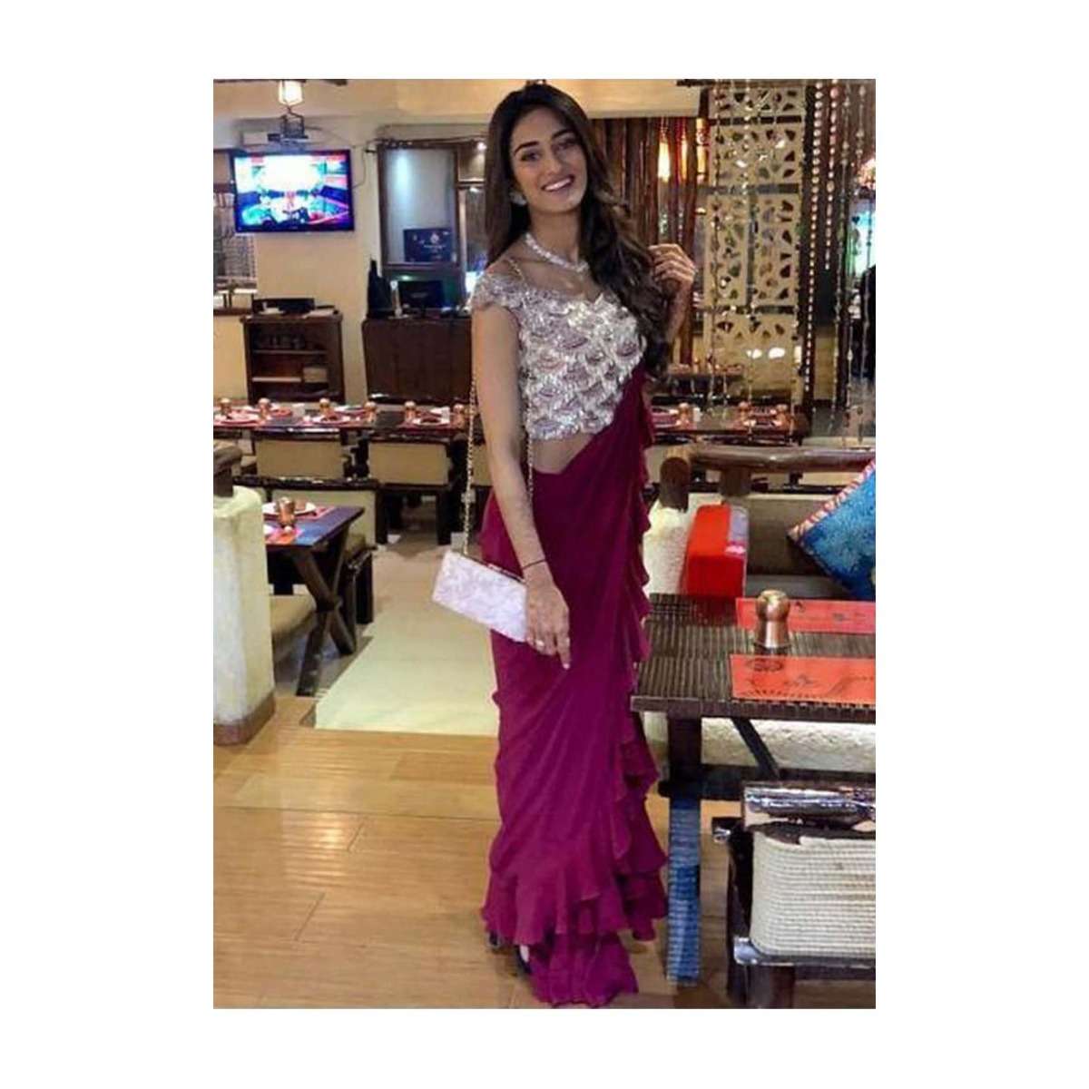 erica-fernandes-in-kalki-plum-saree-in-frill-hem-and-pallo-469020_5_58565b23-495a-4f24-96f3-724617b86128.jpg