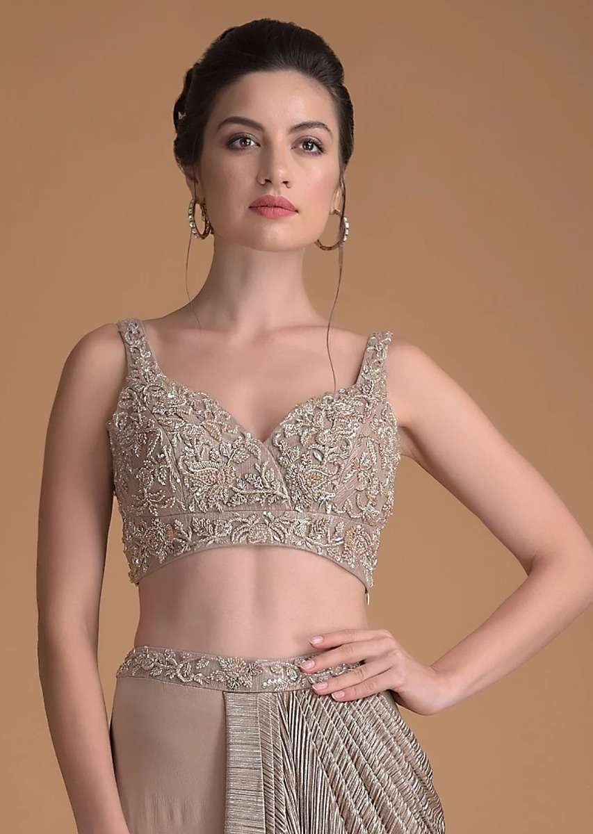 eve-champagne-blouse-with-cut-dana-and-zardosi-embroidered-jaal-work-and-sweetheart-neckline-online-kalki-fashion-sg43177_3_88dac5b3-dbcd-4a5f-97aa-ade28620ef4f.jpg
