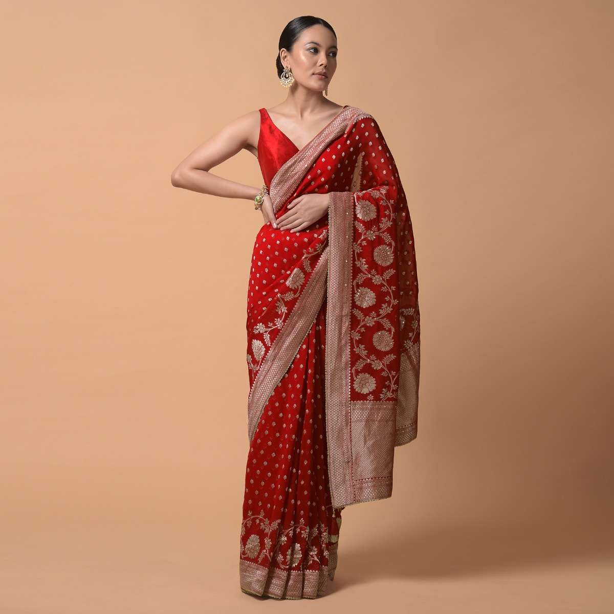 fiery-red-saree-in-georgette-with-brocade-buttis-and-floral-border-online-kalki-fashion-k003aaj2532y-sg51584_3_004acd52-c301-420f-b03d-b8580811a27b.jpg