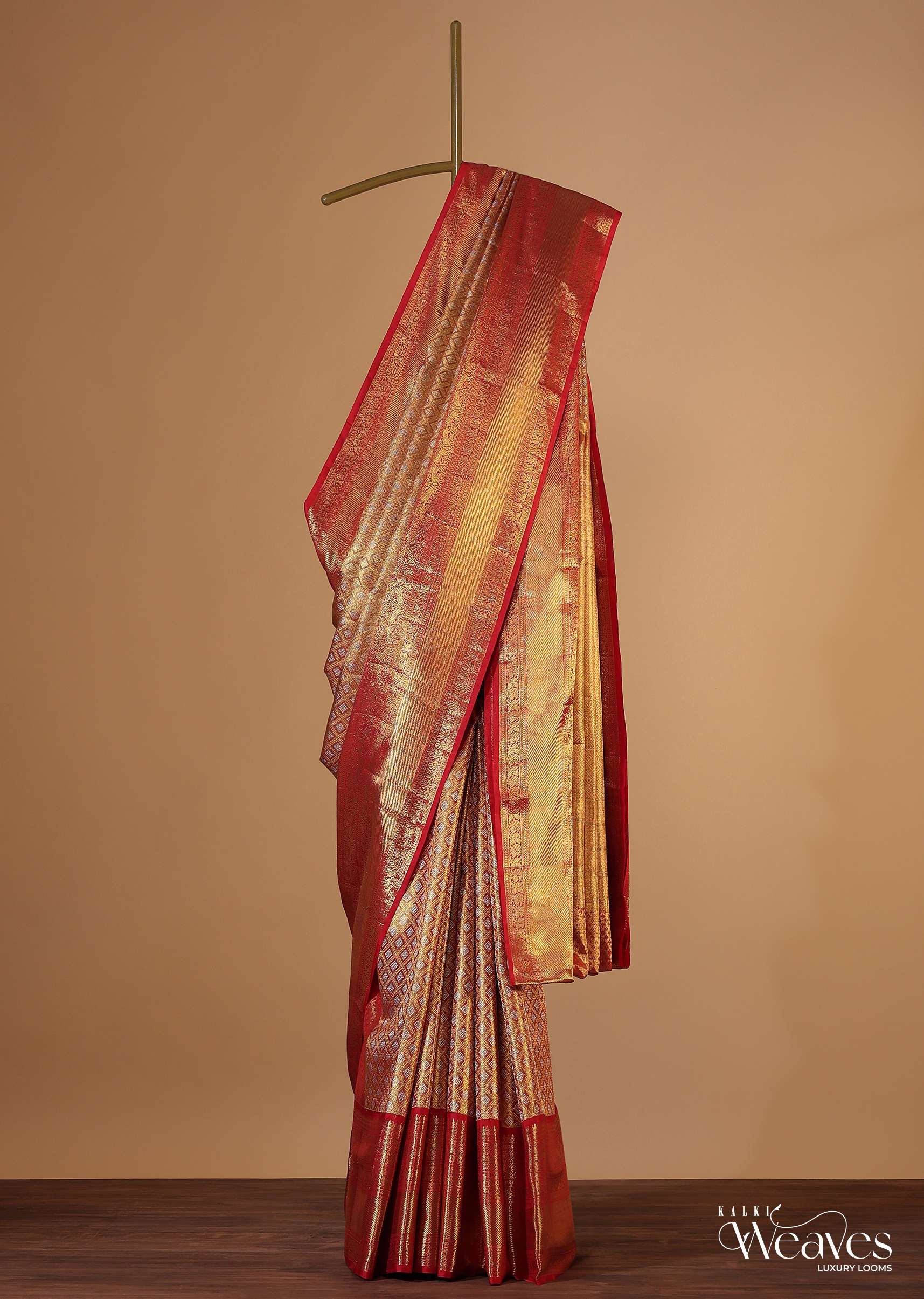 fiery_red_gold-toned_kanjivaram_saree-sg131364_6_493e04d4-7c5d-4a2d-843a-9d760da3e8a4.jpg