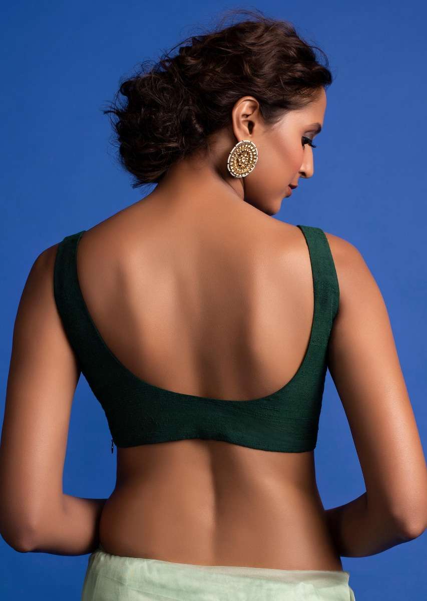 forest-green-sleeveless-blouse-in-raw-silk-with-scoop-neckline-online-kalki-fashion-m001ra270y-sg29487_1_d75e31e1-a072-4582-83ca-d1a4e53859bf.jpg