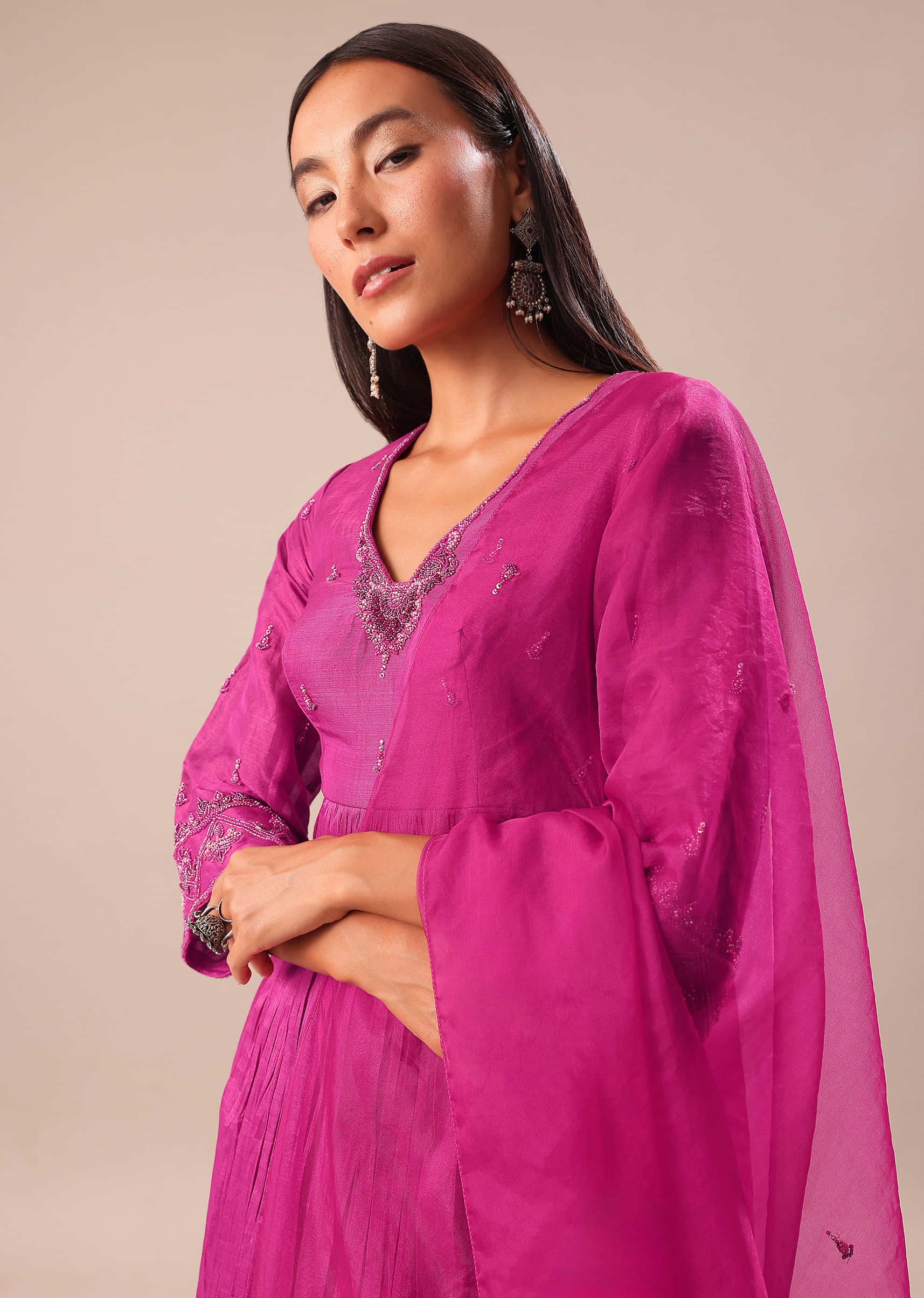 fuchsia_pink_hand_embroidered_kurta_palazzo_set-sg234002_5_3950e059-a15d-4926-aad2-e8efbc4b75bd.jpg