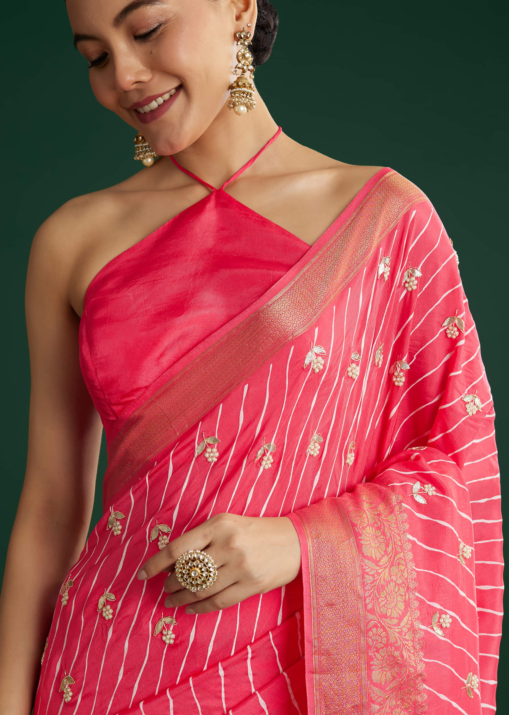 gajari-dola-silk-saree-with-floral-embroidery-and-lehariya-print-sg311924-2_e4d2cff6-12a0-49fa-b30e-e70688810b4b.jpg