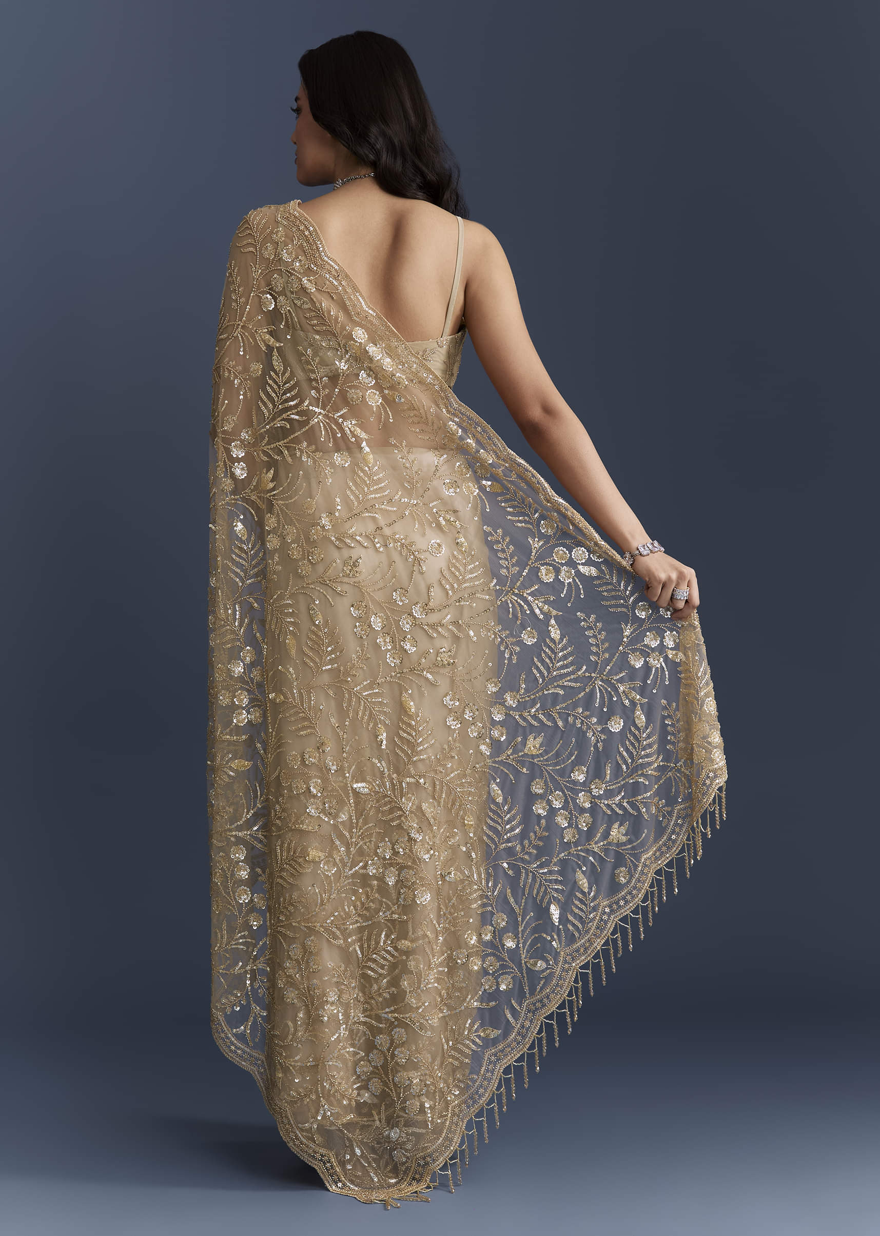 gold-net-saree-with-floral-sequins-work-sg351494-4.jpg
