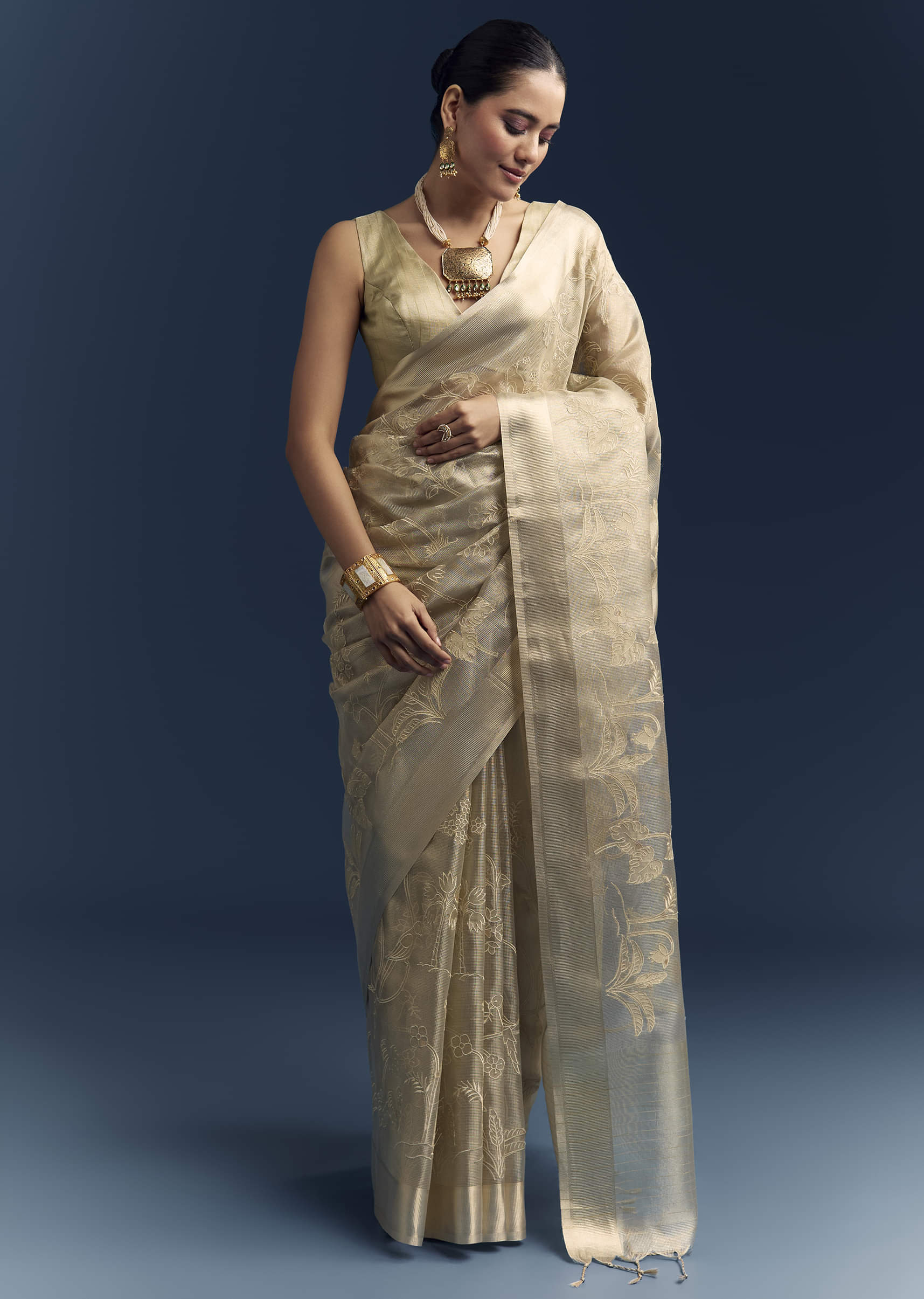 gold-tissue-organza-saree-with-zari-and-resham-work-sg346420-3.jpg