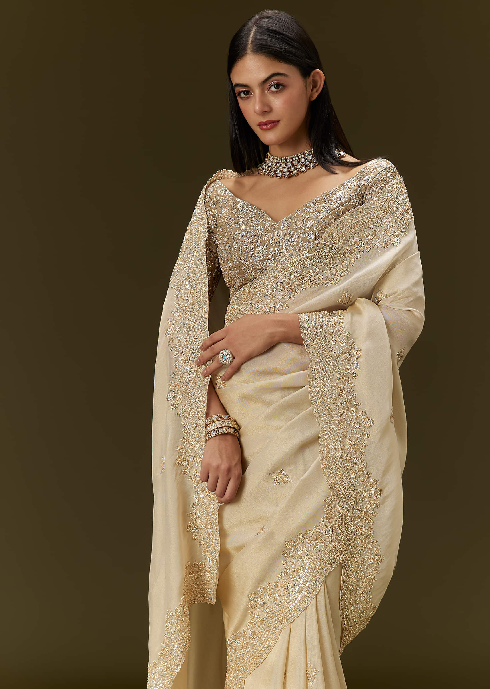 gold-tissue-saree-with-embroidered-brocade-blouse-sg300078-5_796994e9-fdfd-40a5-9b12-83e4d5e82ad8.jpg