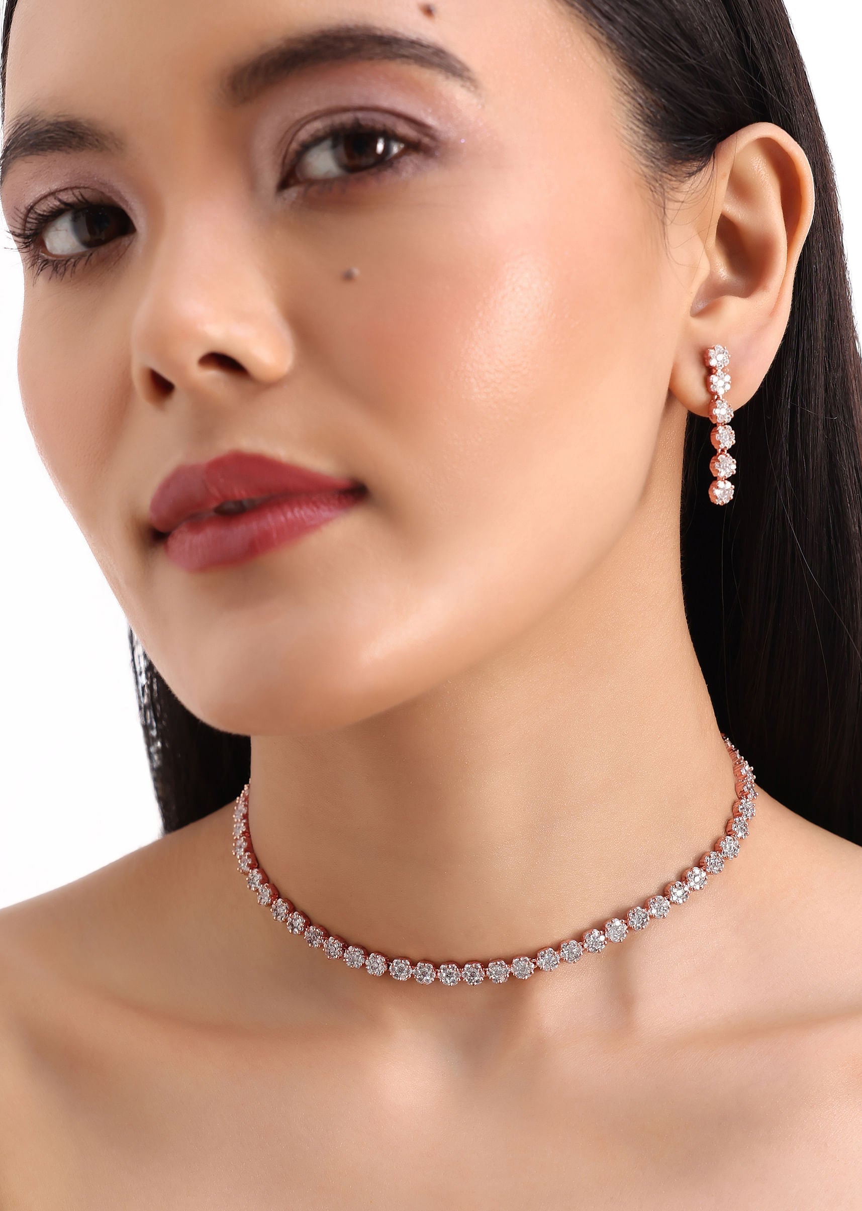 gold_and_white_diamond_necklace_in_mix_metal-sg258075_1_84ec13d8-9196-4682-b05a-e40caf074915.jpg