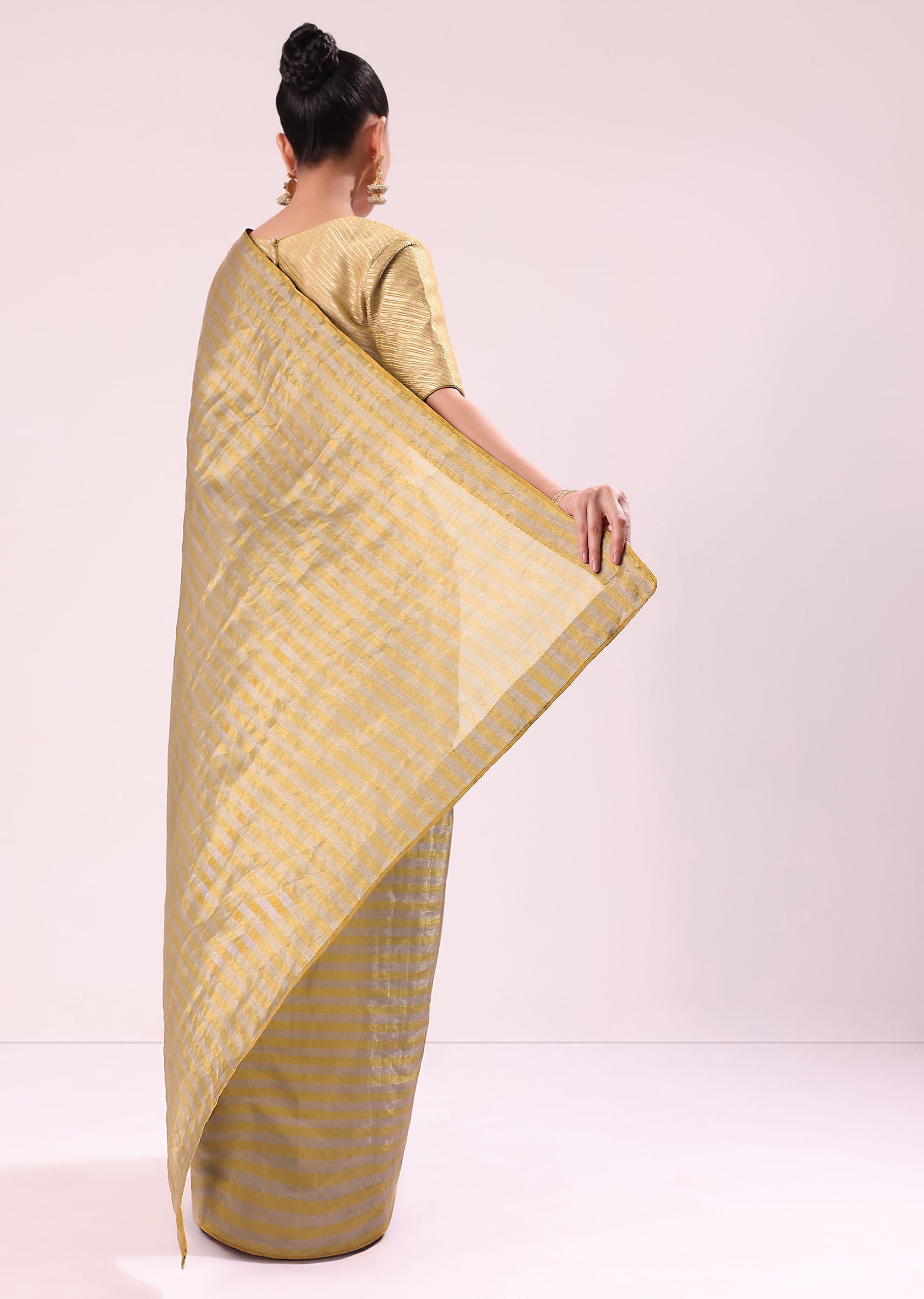 gold_chanderi_tissue_saree_with_pipe_finish_stitched-sg233013_6_f7a5534f-5c8e-4161-9102-1a2a8dd64cde.jpg
