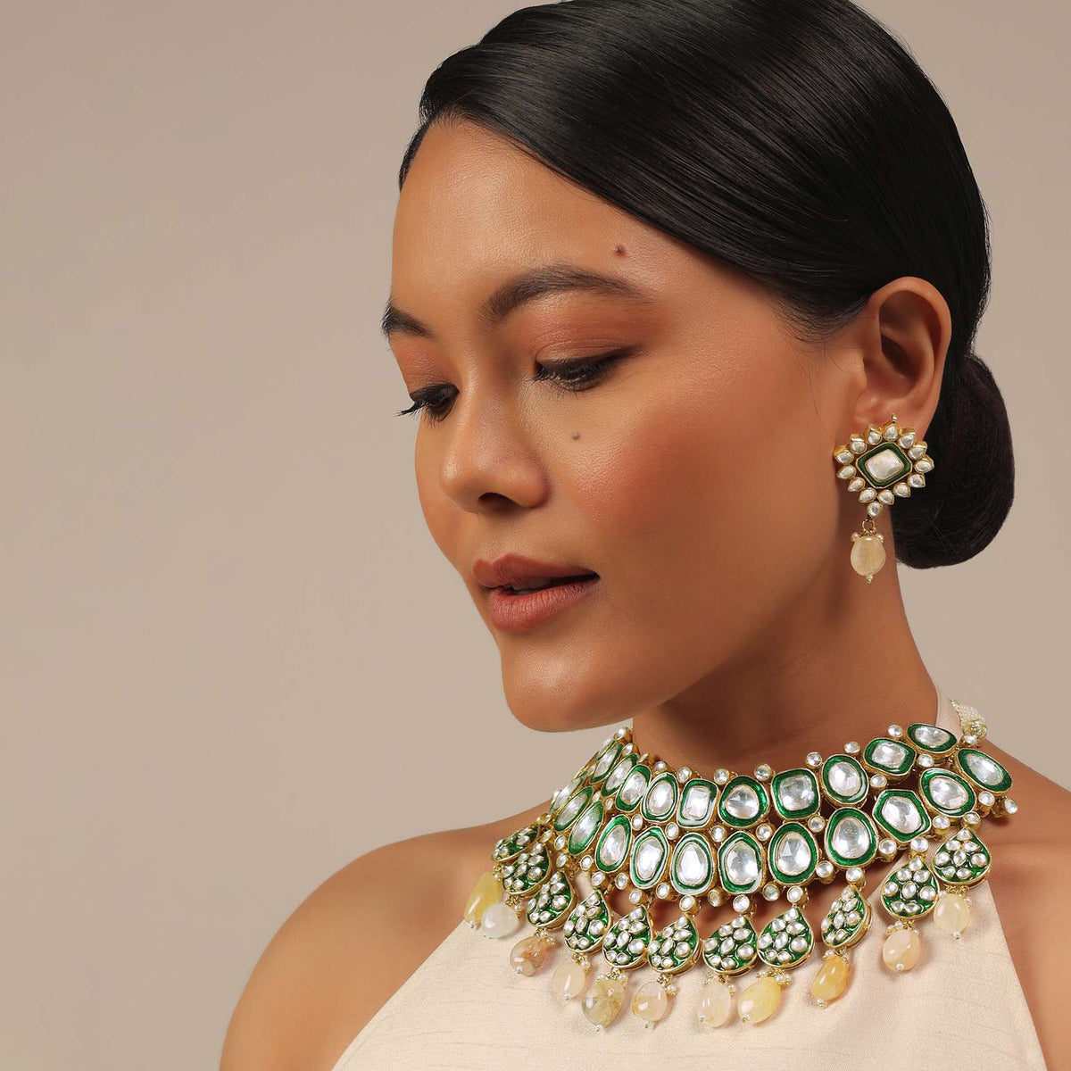 gold_finish_green_kundan_polki_bridal_choker_set-sg145668_3_32ec3b76-a2c8-422e-a3d8-7880ebf26171.jpg