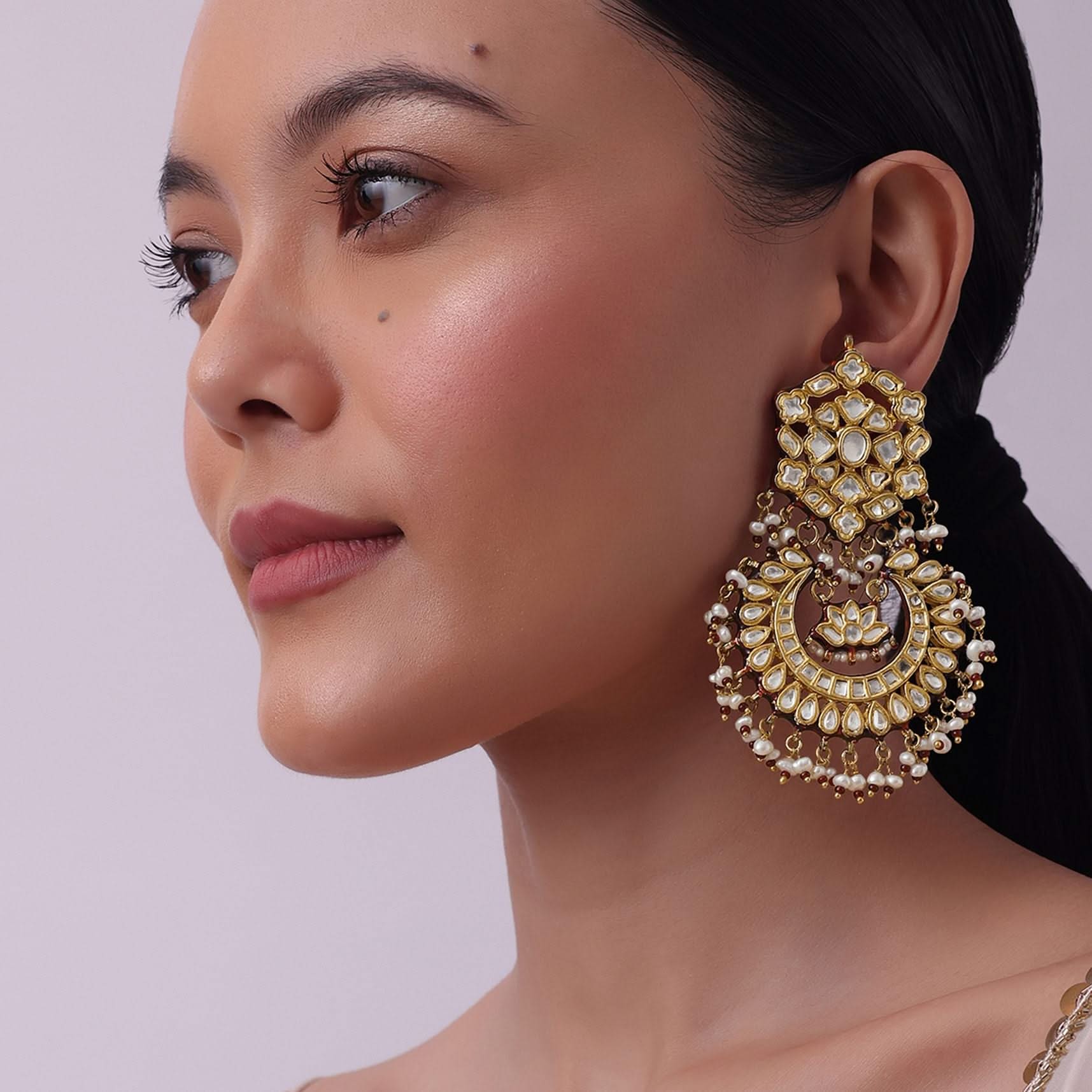 gold_finish_kundan_chandb-sg173608_8_2352a7d7-9e71-4a4b-95ea-b53022e6e6de.jpg