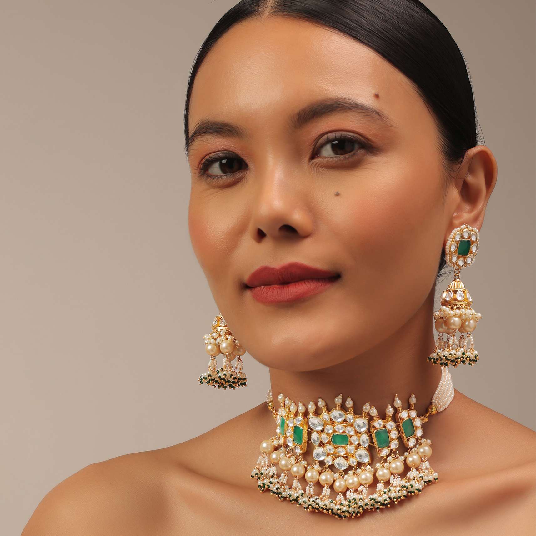 gold_finish_kundan_polki_choker_set-sg145692_3_30d19151-db0a-410f-89a1-8e37f543a6ab.jpg