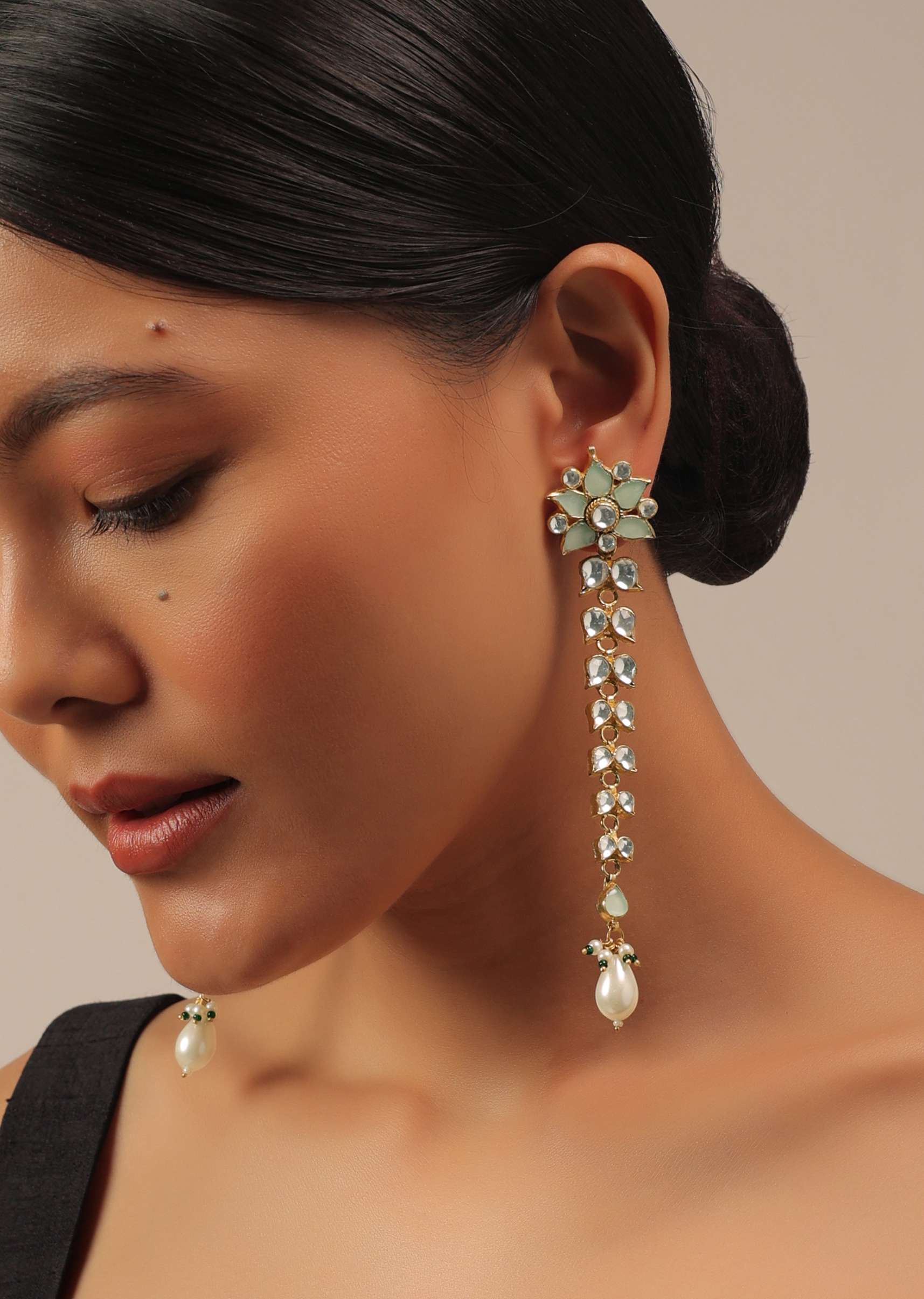 gold_finish_kundan_polki_earrings-sg145792_2_c398c62f-a34f-407d-9bf5-8f7c5bf41bf2.jpg