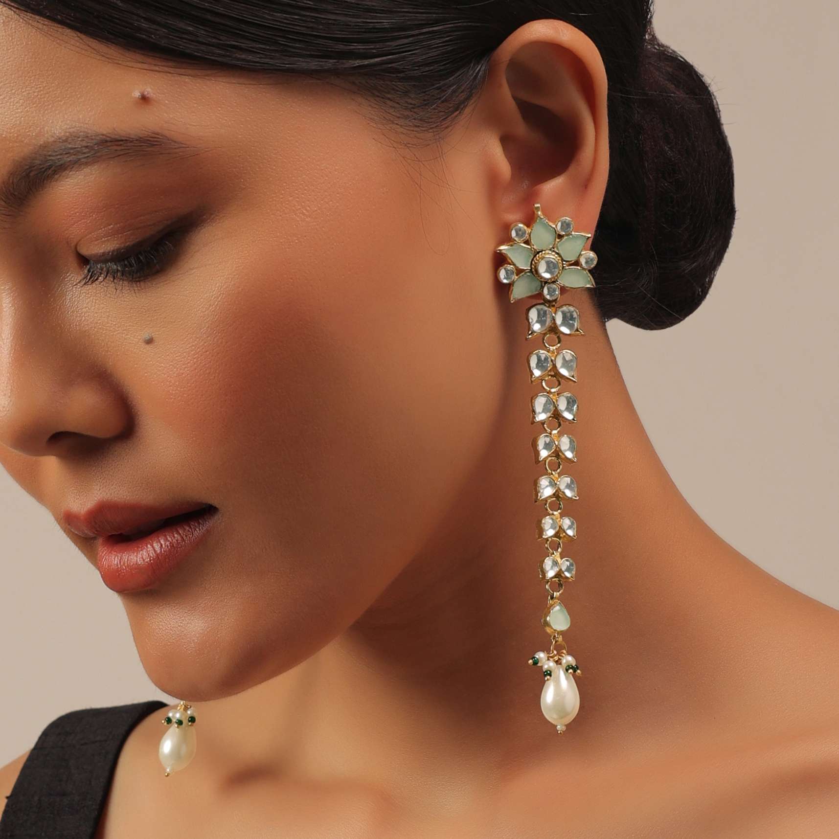 gold_finish_kundan_polki_earrings-sg145792_3_4361663d-bf1f-447c-a7d3-46dea186f6d6.jpg