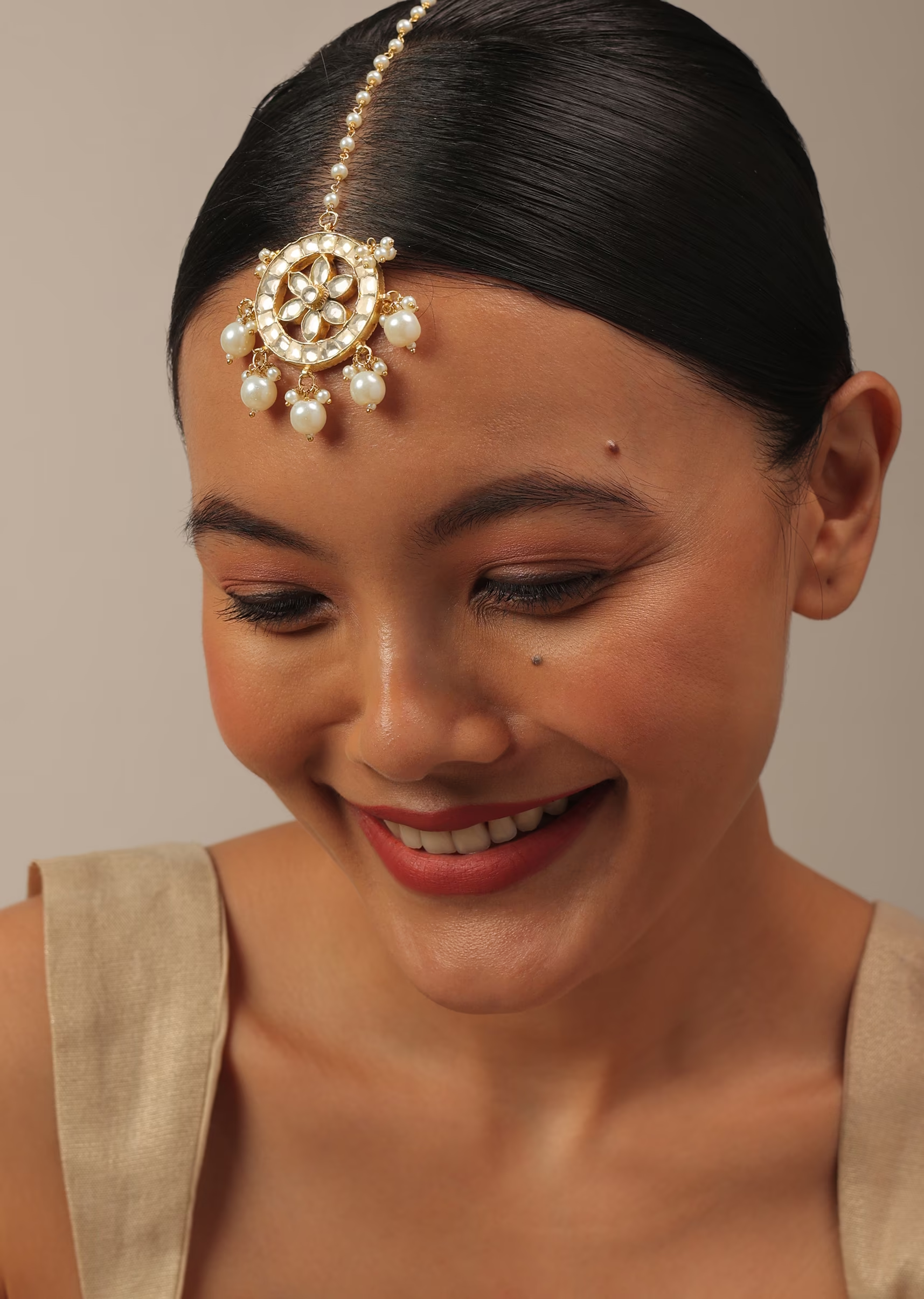 gold_finish_kundan_polki_maangteeka_with_pearls_and_beads-sg145774_2_63102aeb-94fb-4635-8c5c-39631d4942b0.png
