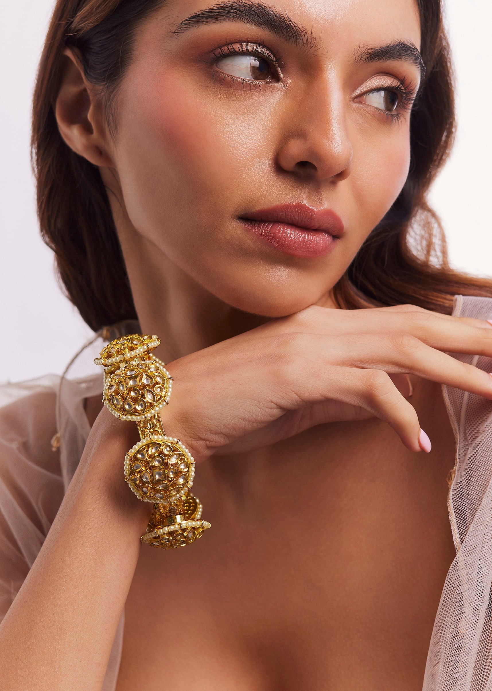 gold_finish_red_kundan_polki_kada-sg285380_1_6d97d741-a004-42c3-891d-ccc7dbea1258.jpg