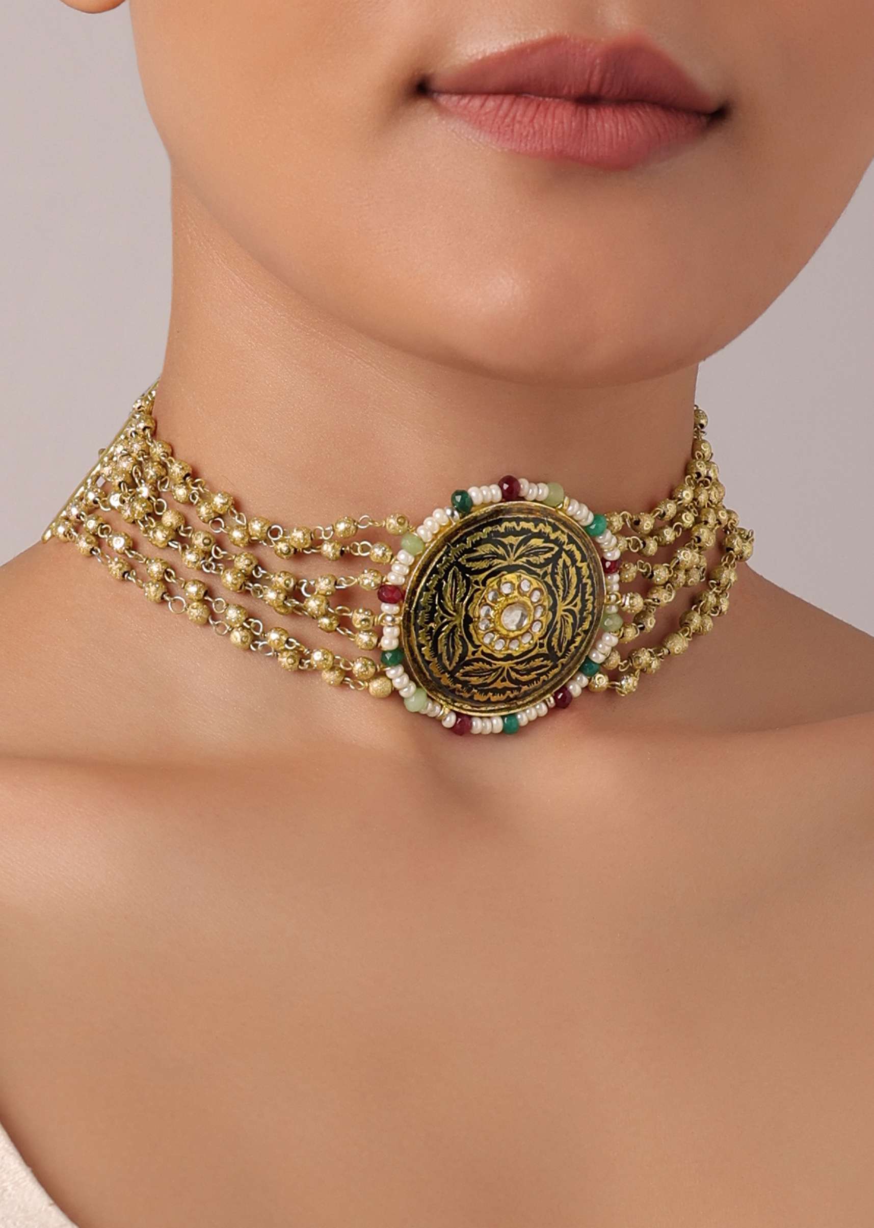 gold_finish_temple_choker_with_circular-sg194329_1_43096d3d-ed0a-4b71-9ce2-9bfd2301fe8f.jpg
