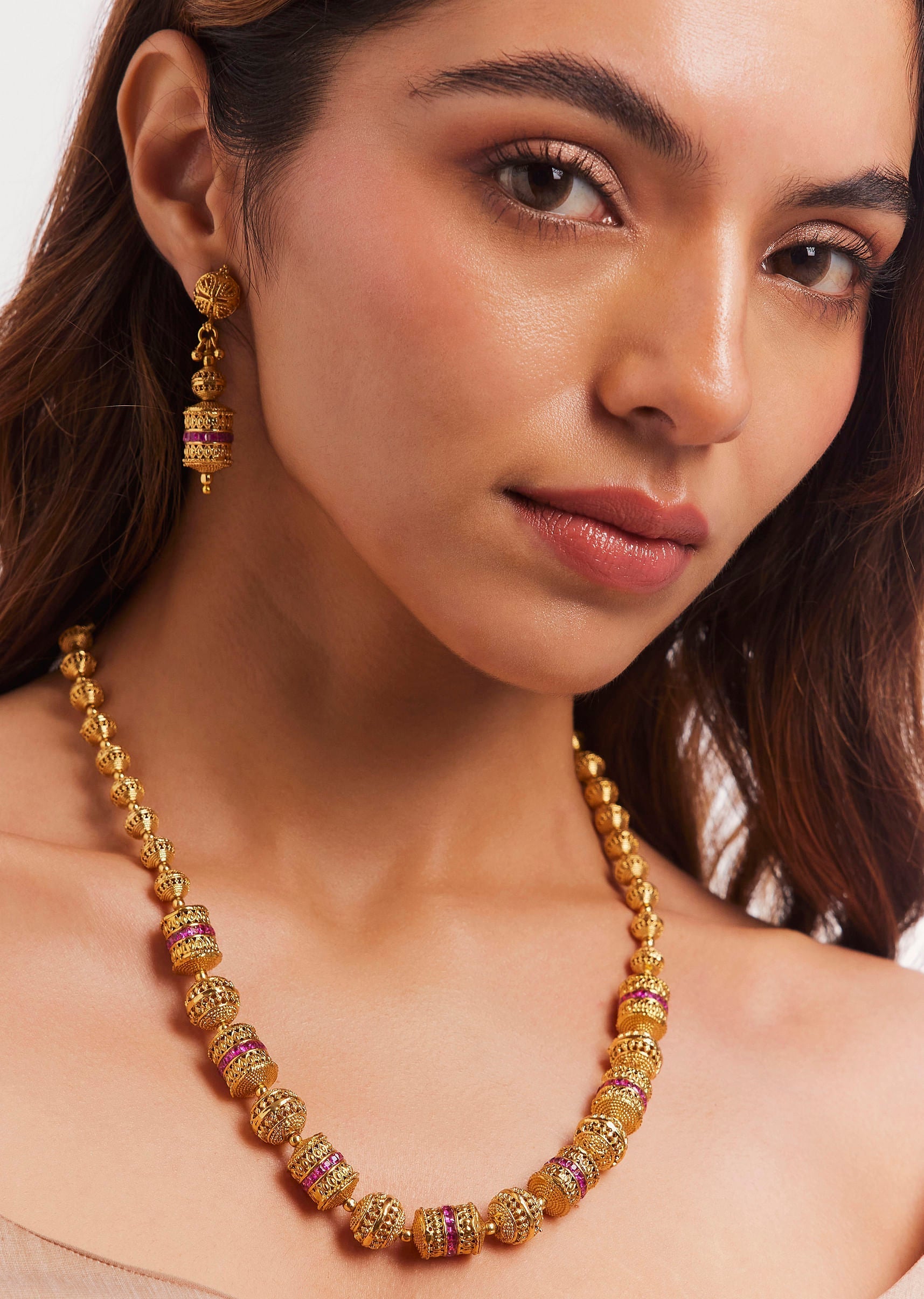 gold_finish_temple_mala_set-sg285329_3_08c0a636-151f-4bcb-a4d5-533ce03c667c.jpg