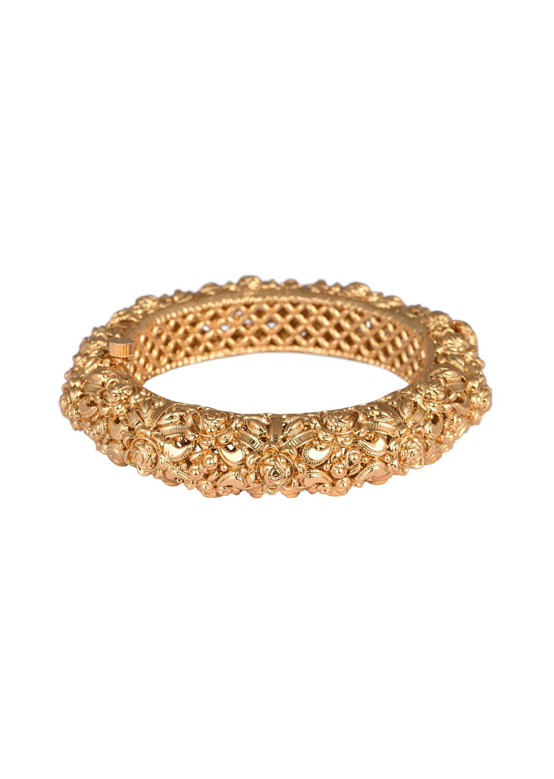 gold_finish_temple_style_carved_bangle_in_mix_metal-sg202662_3_b48c63b9-f2e4-4ef8-9330-8712346842c0.png