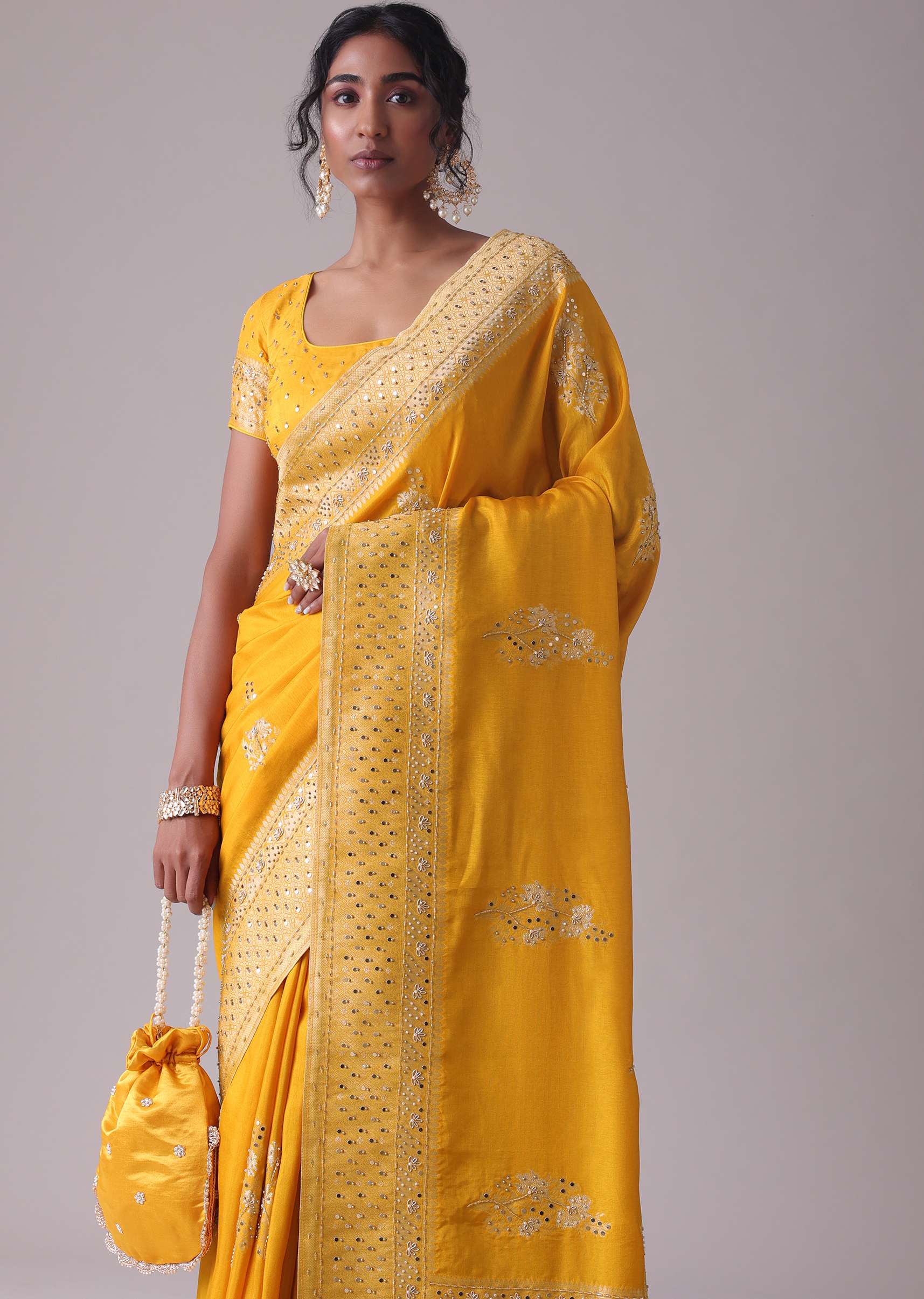 gold_fusion_yellow_embroidered_saree-sg125953_5_7de3bf19-7218-4964-a96b-371d790a5930.jpg