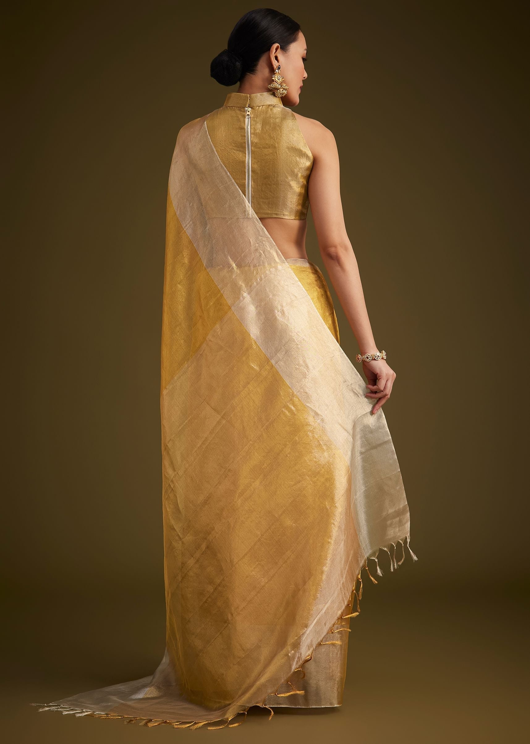 gold_kanjivaram_silk_saree_with_contrast_border_and_pallu-sg291499_4_78da61e0-4a34-447c-9a41-133cea3ed0c3.jpg