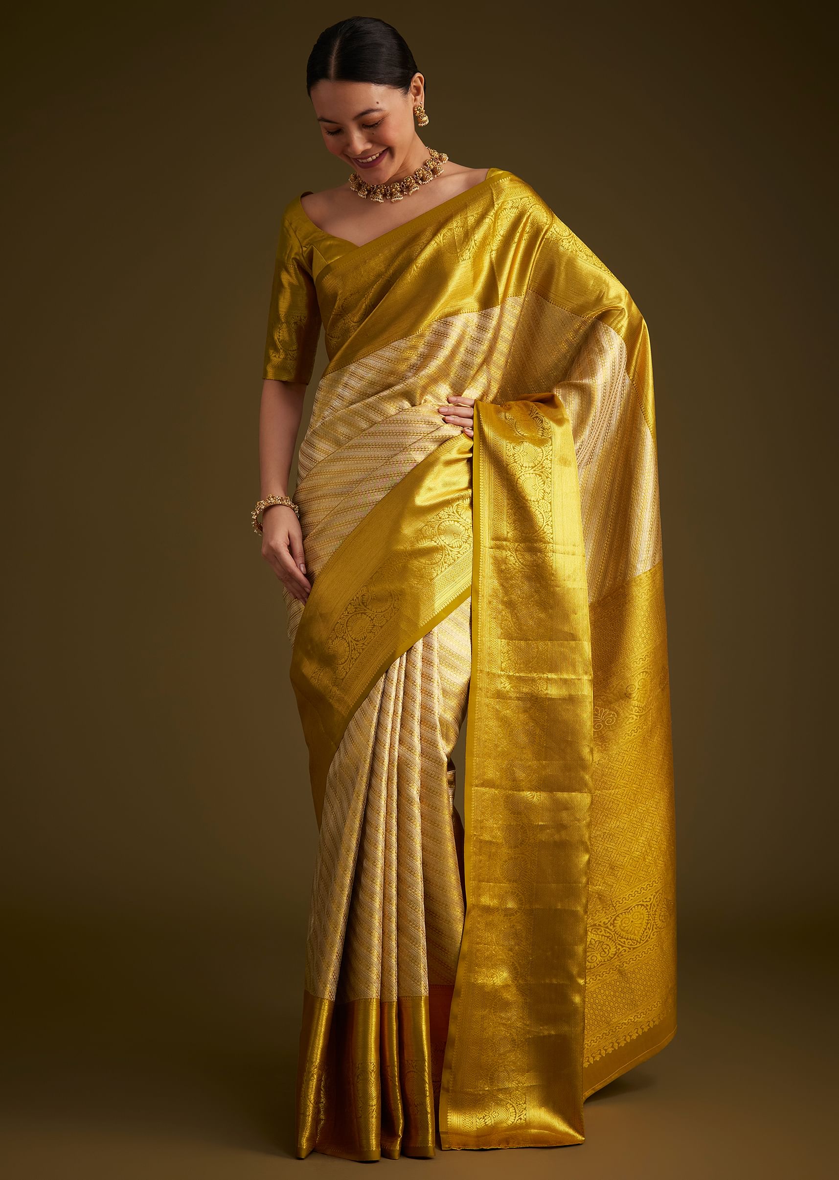 gold_kanjivaram_silk_saree_with_zari_border-sg291475_9_4ab1d6fb-61a3-402c-a31f-4cca8ed64534.jpg