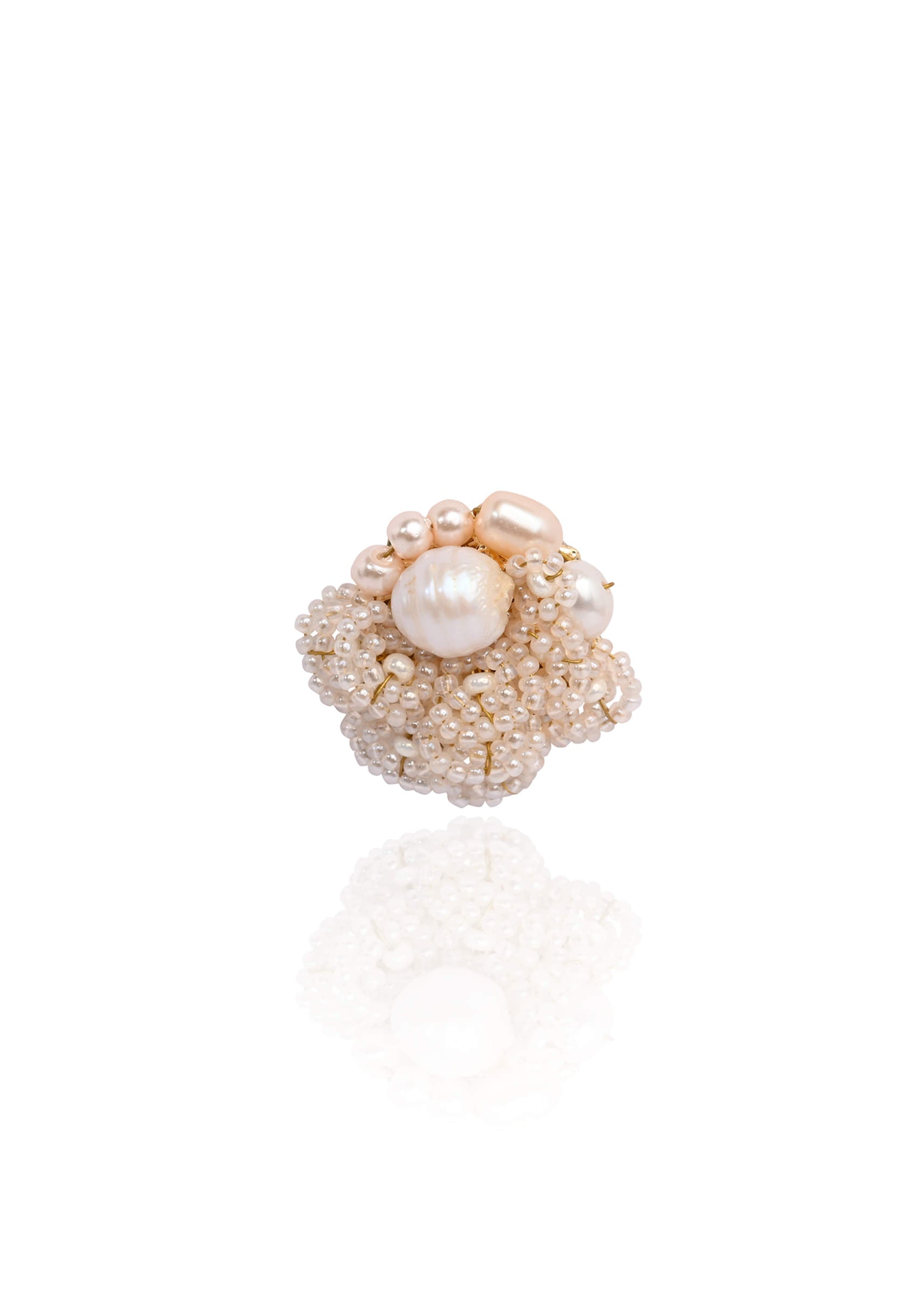 gold_plated_round_flower_pearl_earrings_peach-sg370954-1-nosto_2.jpg