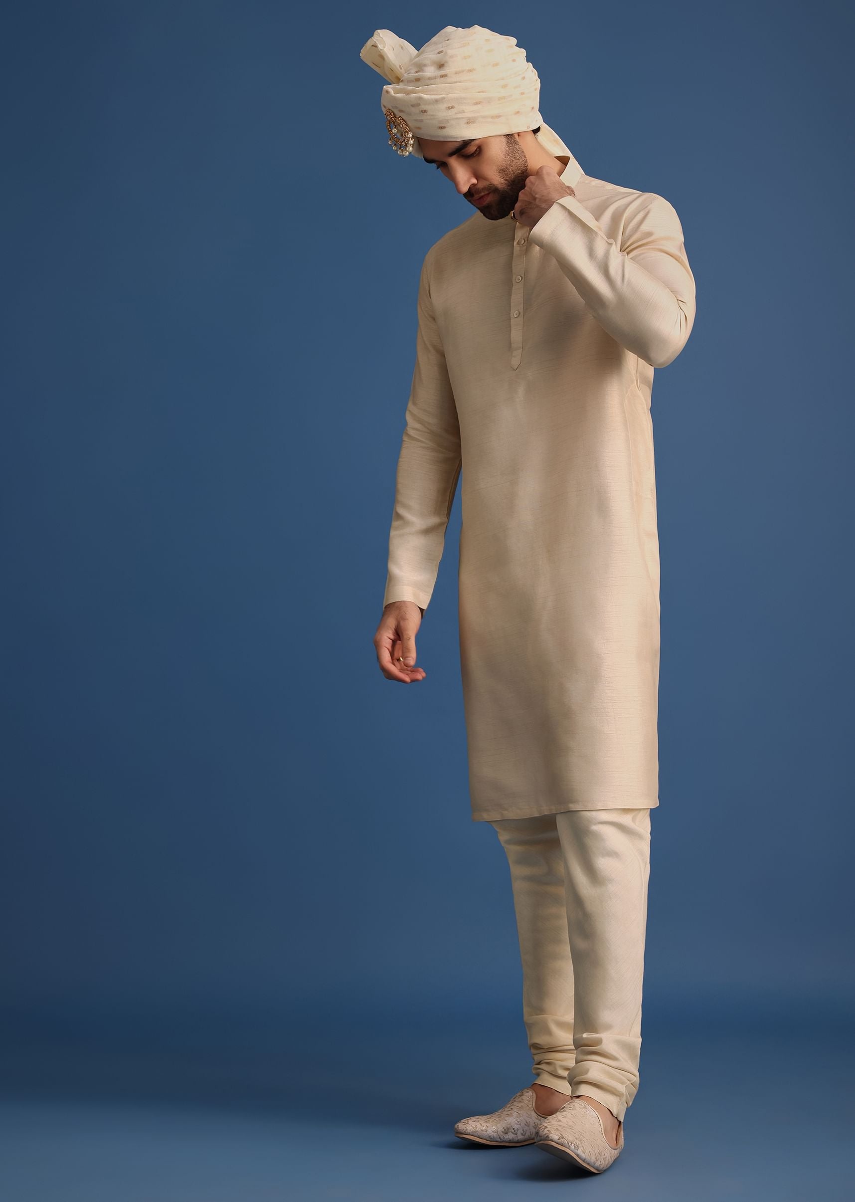 gold_raw_silk_sherwani_suit_with_hand_work-sg252175_10_6efea138-9e5b-4c82-a922-0624fd7a32da.jpg