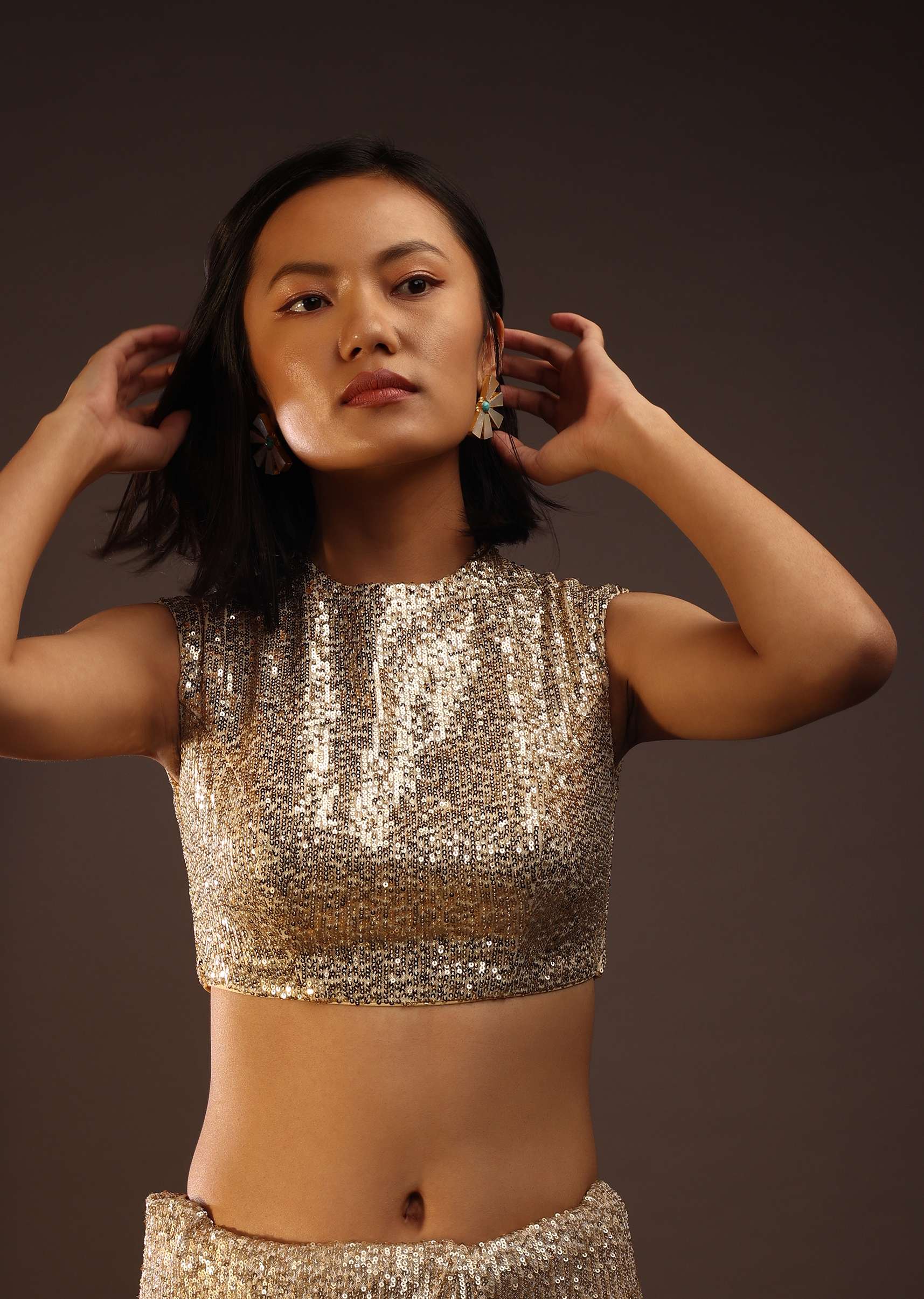 gold_sequins_sleeveless-m001blat442y-sg92235_1_a9aa79d7-c8b0-49b3-874e-b7baa066ed06.jpg