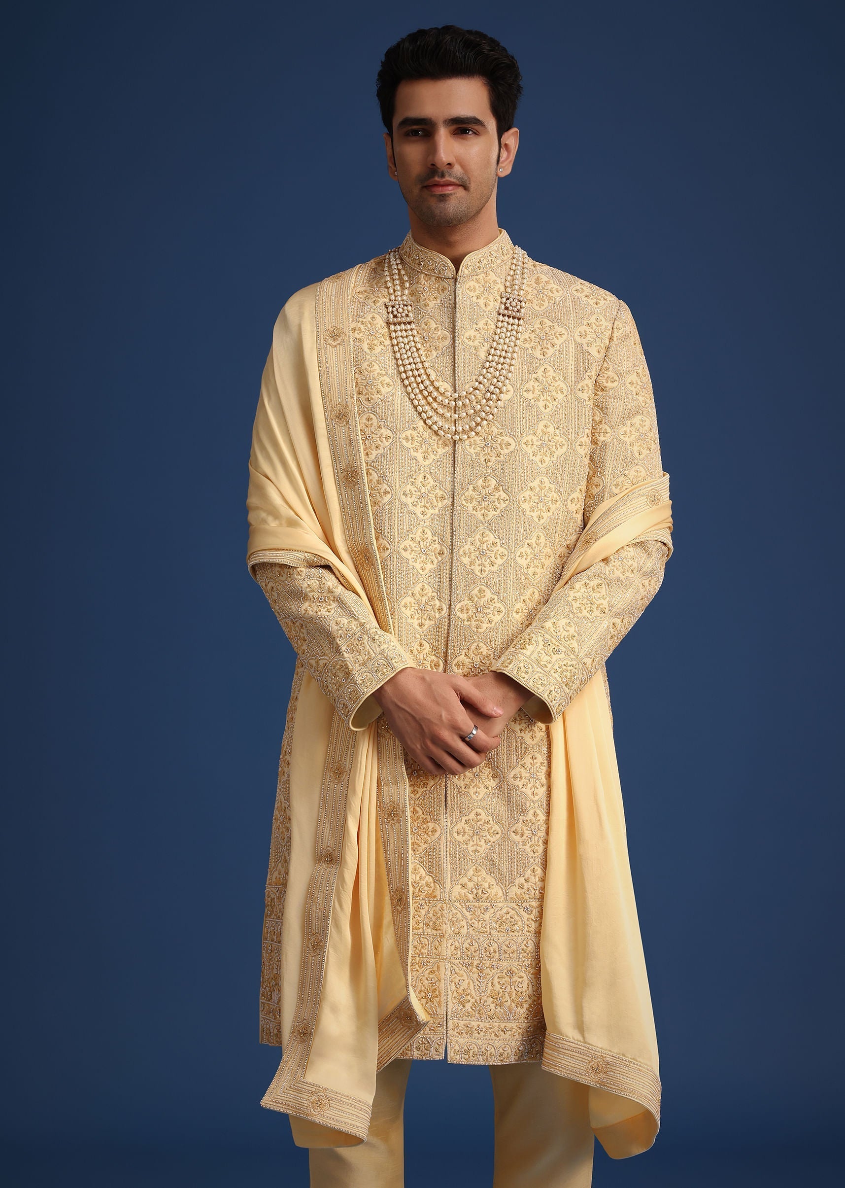 gold_silk_embroidered_sherwani_set_with_dupatta-sg249815_4_66db76cd-3148-4252-8fdd-b3c3b5ef5229.jpg