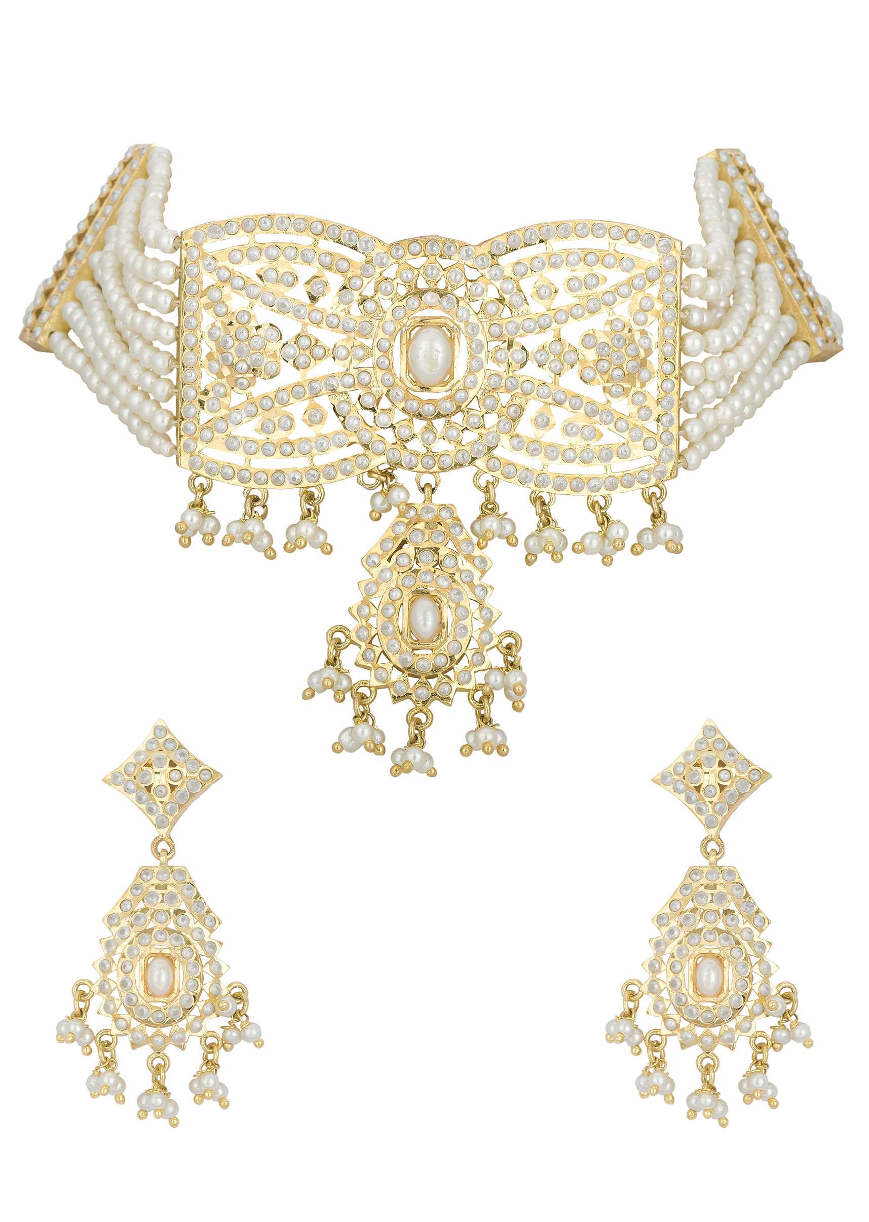 gold_tone_kundan_choker_set_with_geometric_pendant-sg214236_3_77170130-af7c-4e0c-bcea-4788ca072d00.jpg