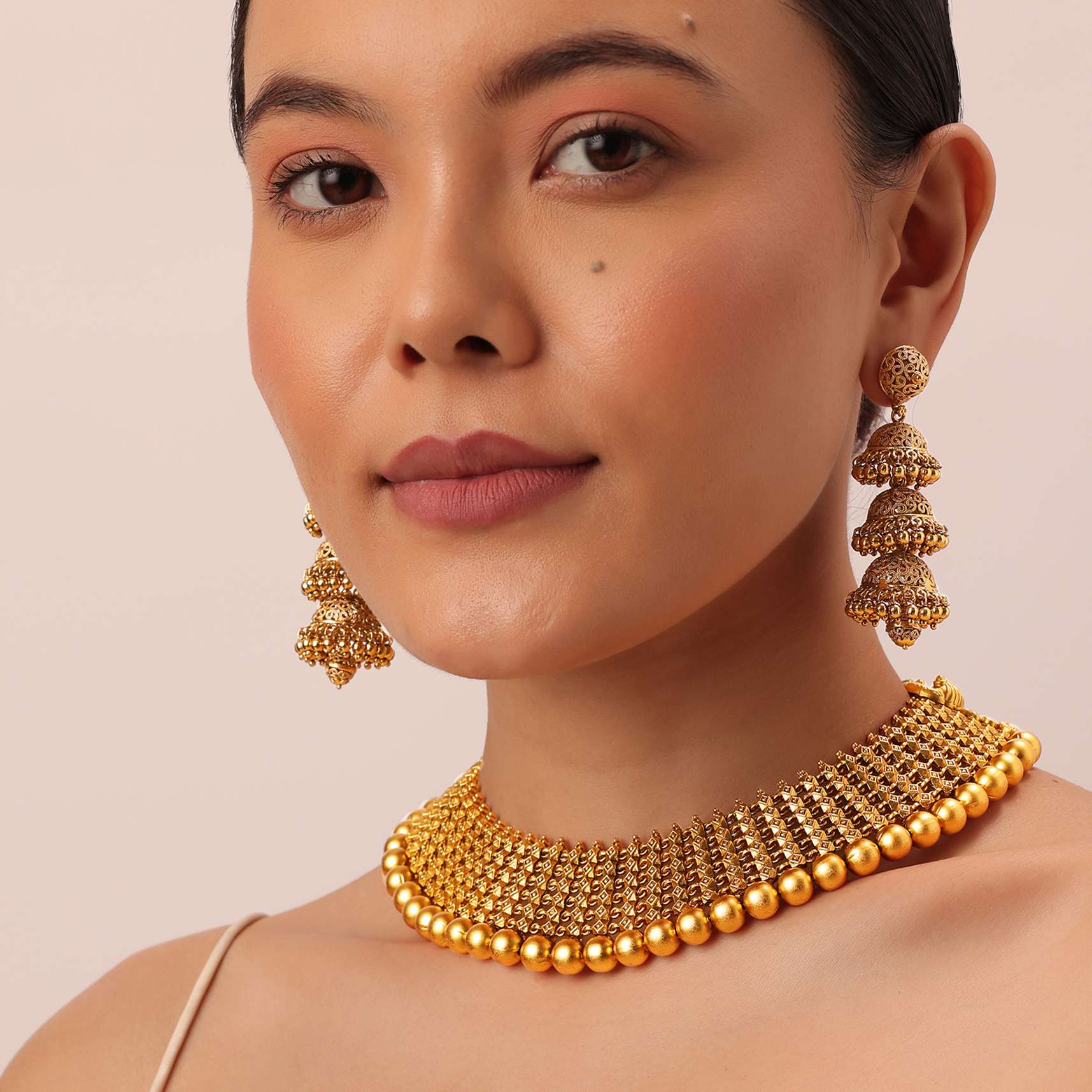 gold_tone_temple_necklace_with_layered_earrings-sg202659_8_cbd525f0-b498-4e34-80ef-f924967712d1.jpg
