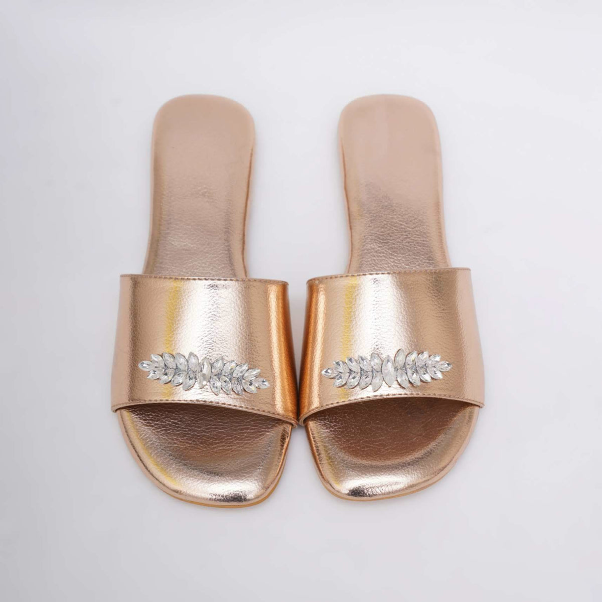 gold_toned_festive-sg155916_3_3a1c1389-c6a1-4474-9e95-bff397137e8c.jpg