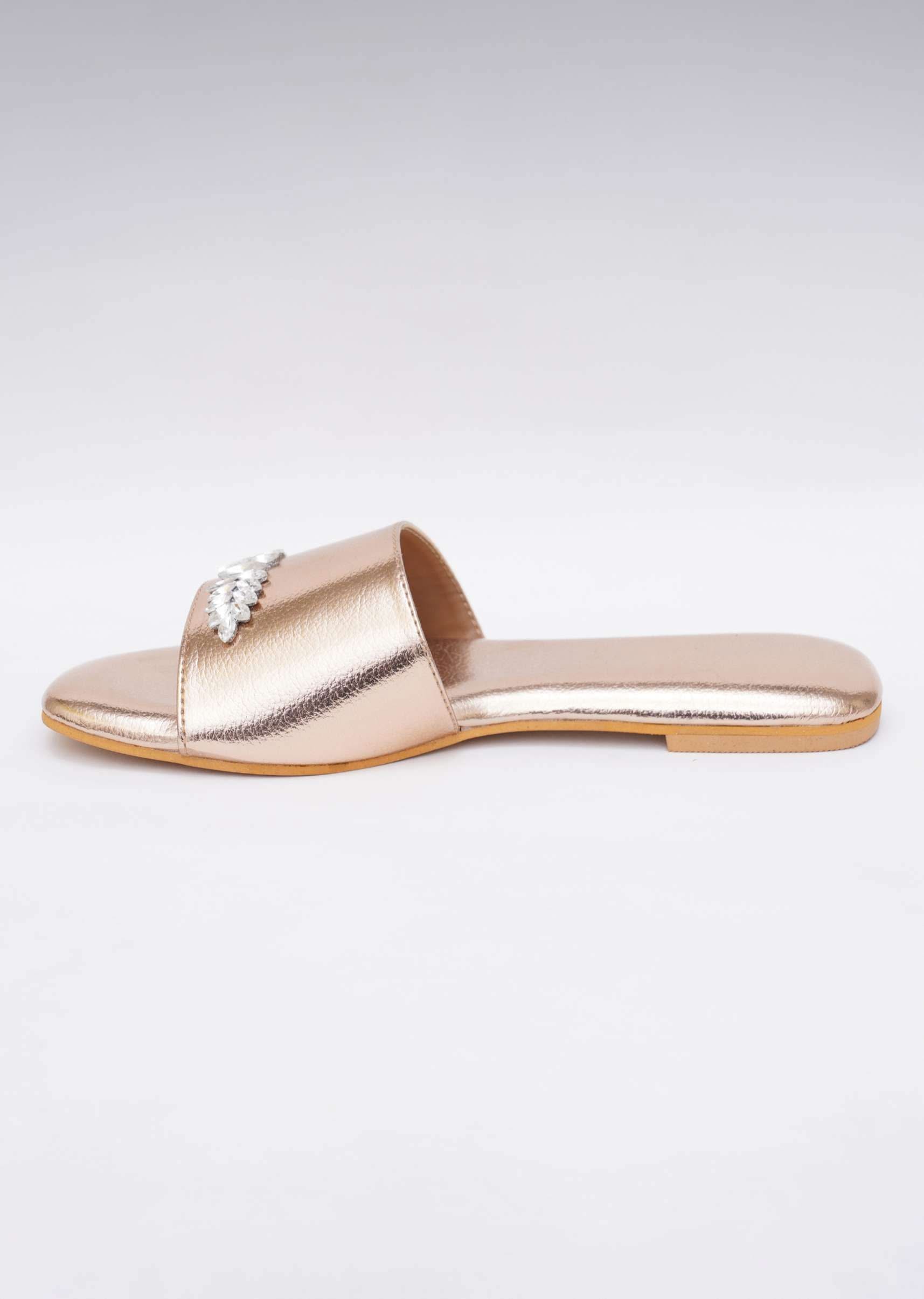 gold_toned_festive-sg155916_7_18530da0-c4fc-417f-981f-f6a5e5057537.jpg