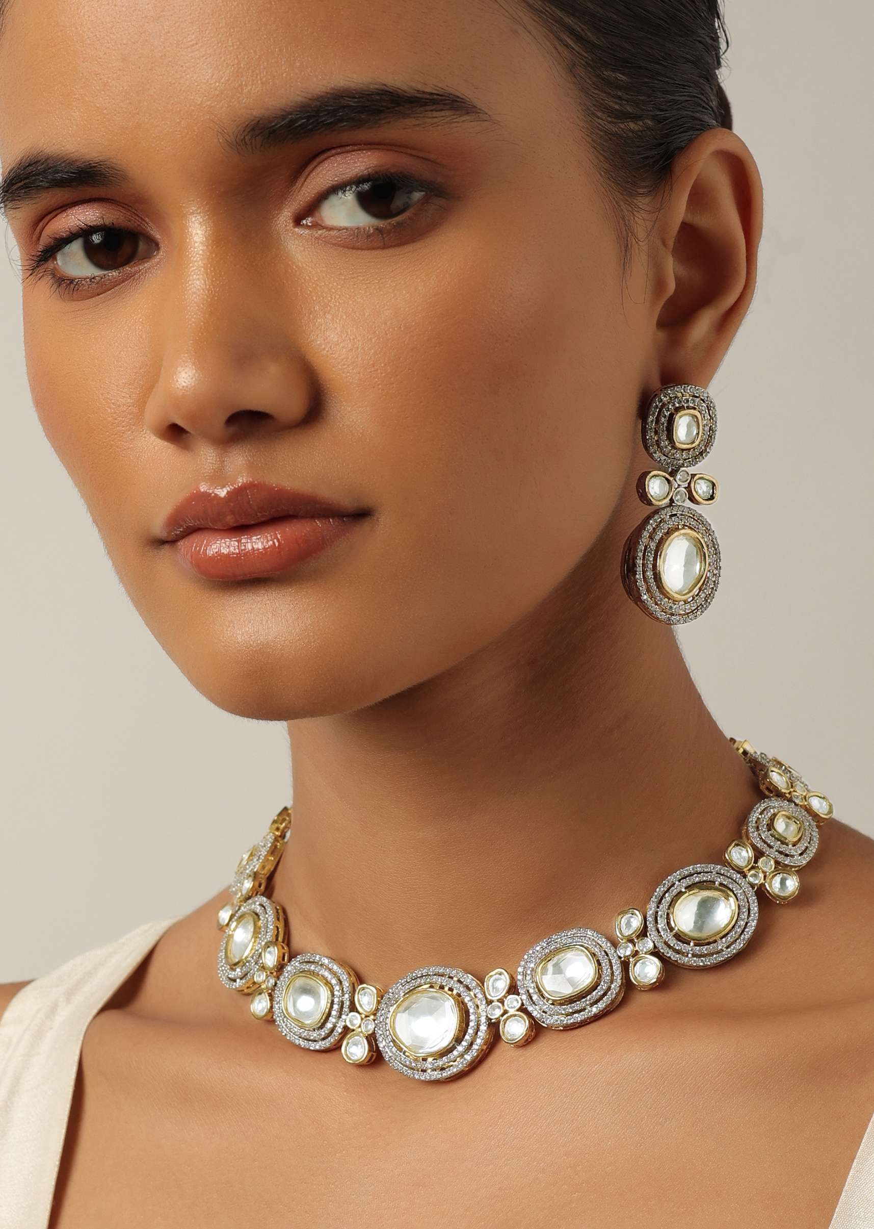 gold_two_tone_necklace_set_with_studded-sg181114_4_df96f559-e4dc-4b72-83d4-94ad08ba221b.jpg