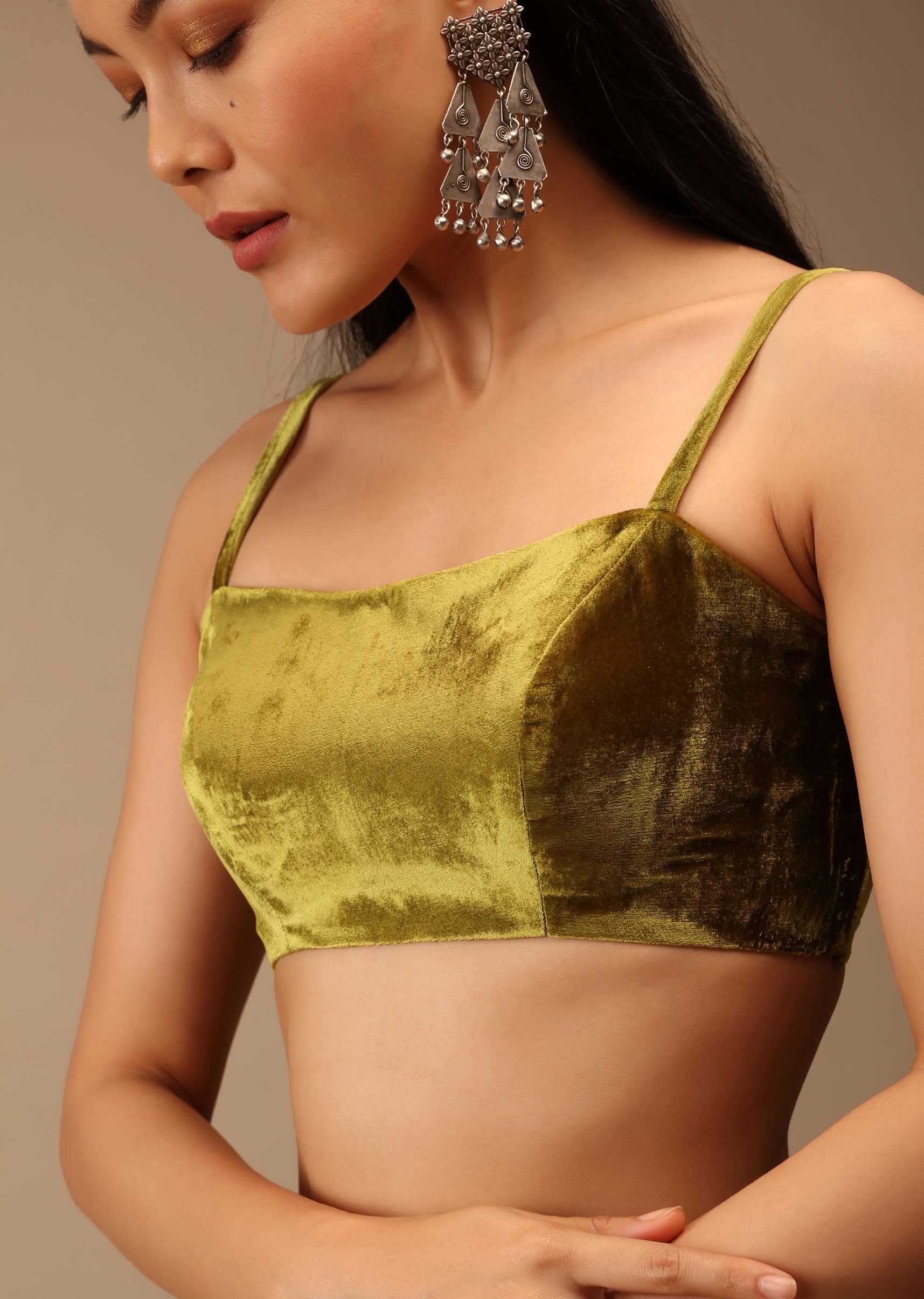 golden_olive_green_blouse_in_velvet_with_strap_sleeves_and_s-m001bltr03y-sg93825_5_c3bcf0bc-aba9-43d5-868e-1ca2b3f9ea72.jpg