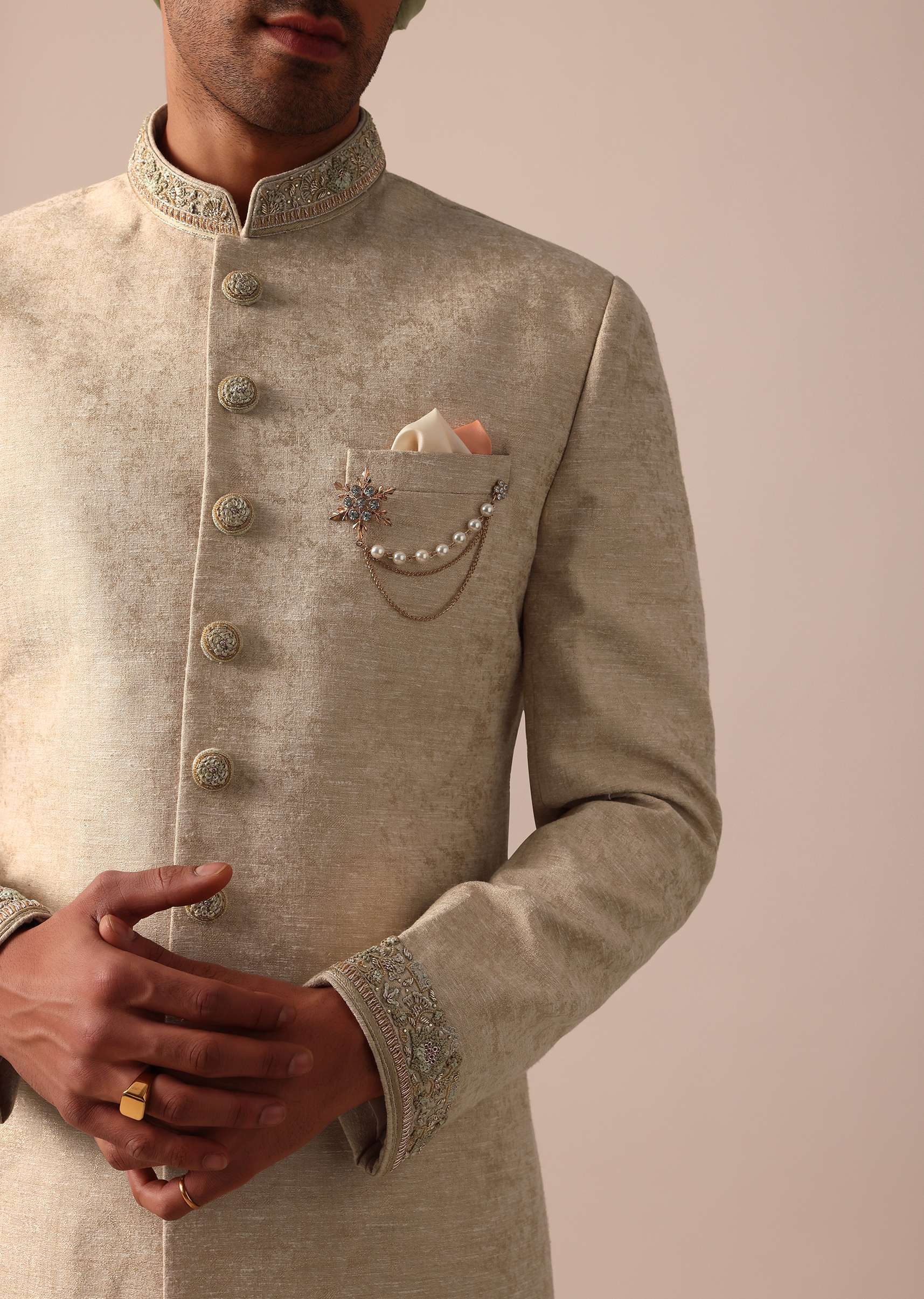 golden_sherwani_set_with_exquisite_embroidery_work-sg195732_4_2d6142af-dd6c-48f9-95a7-e6c062fdc7ed.jpg
