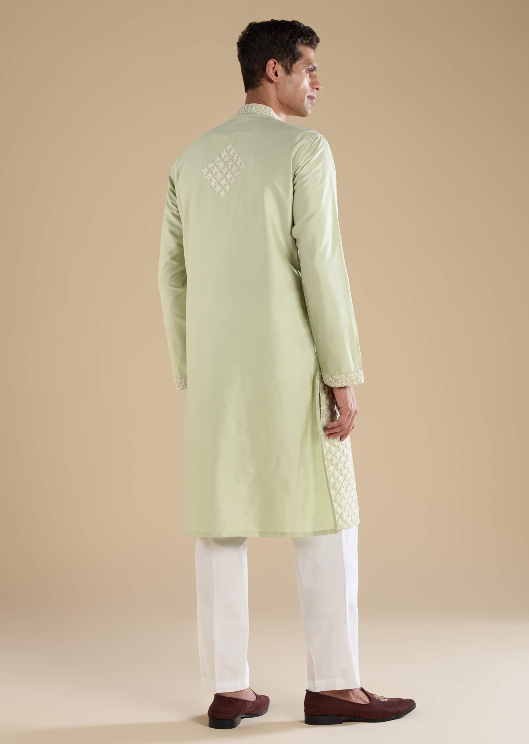 green-banarasi-silk-kurta-set-with-kantha-work-sg325984-5.jpg