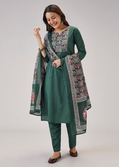 Green Bandhani Banarasi Dhoti Set And Gotta Work