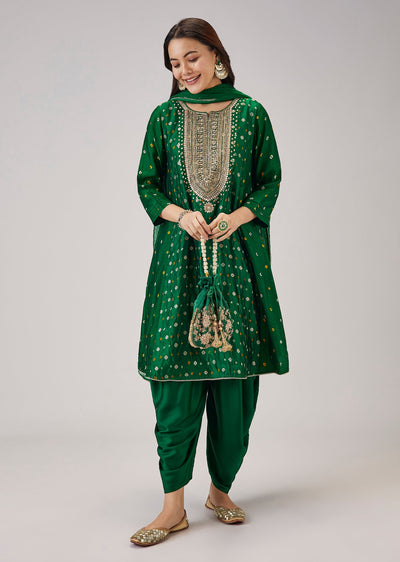 Green Bandhani Banarasi Dhoti Set With Gotta Work