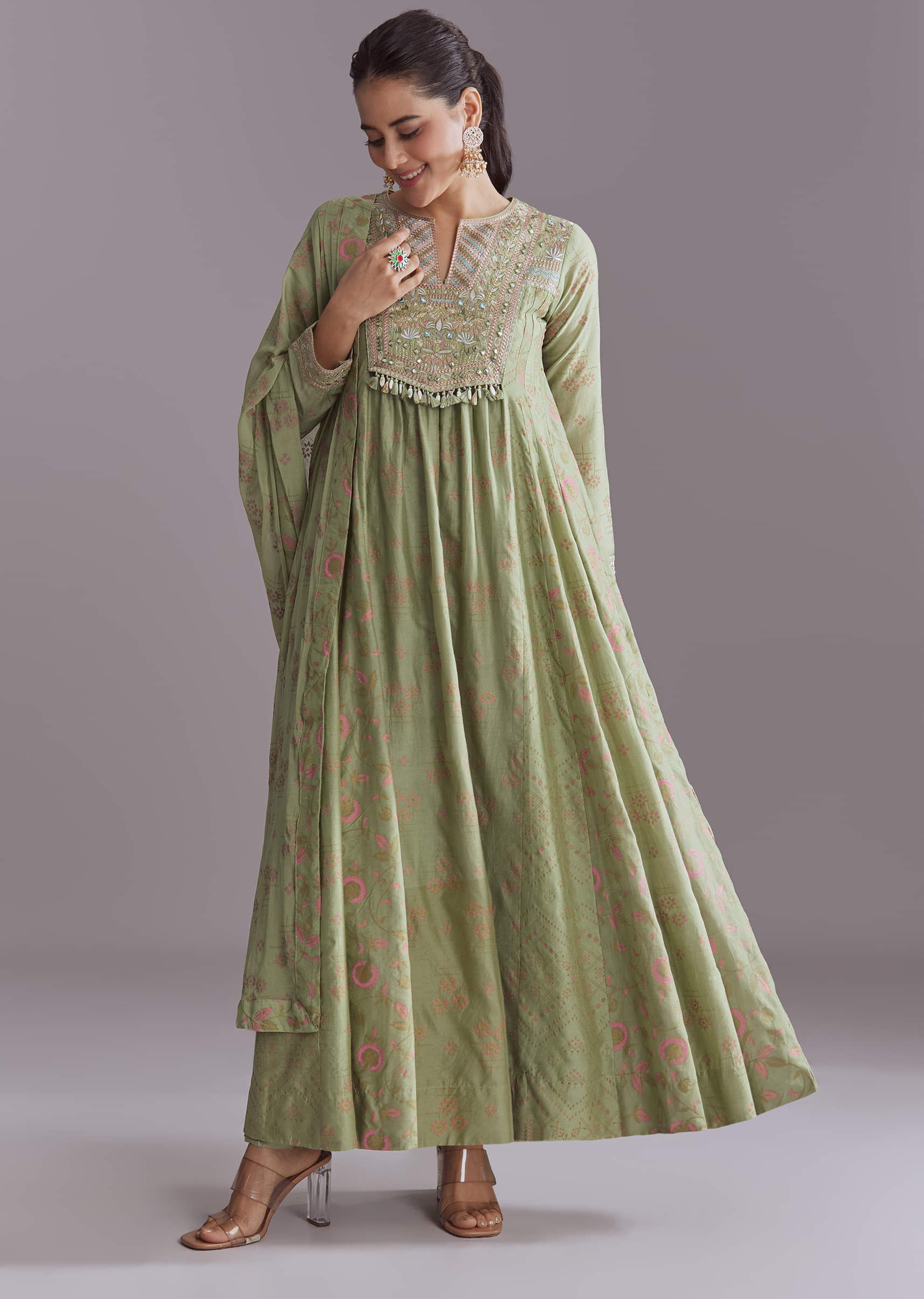 green-chanderi-anarkali-suit-with-boho-prints-sg348759-3.jpg